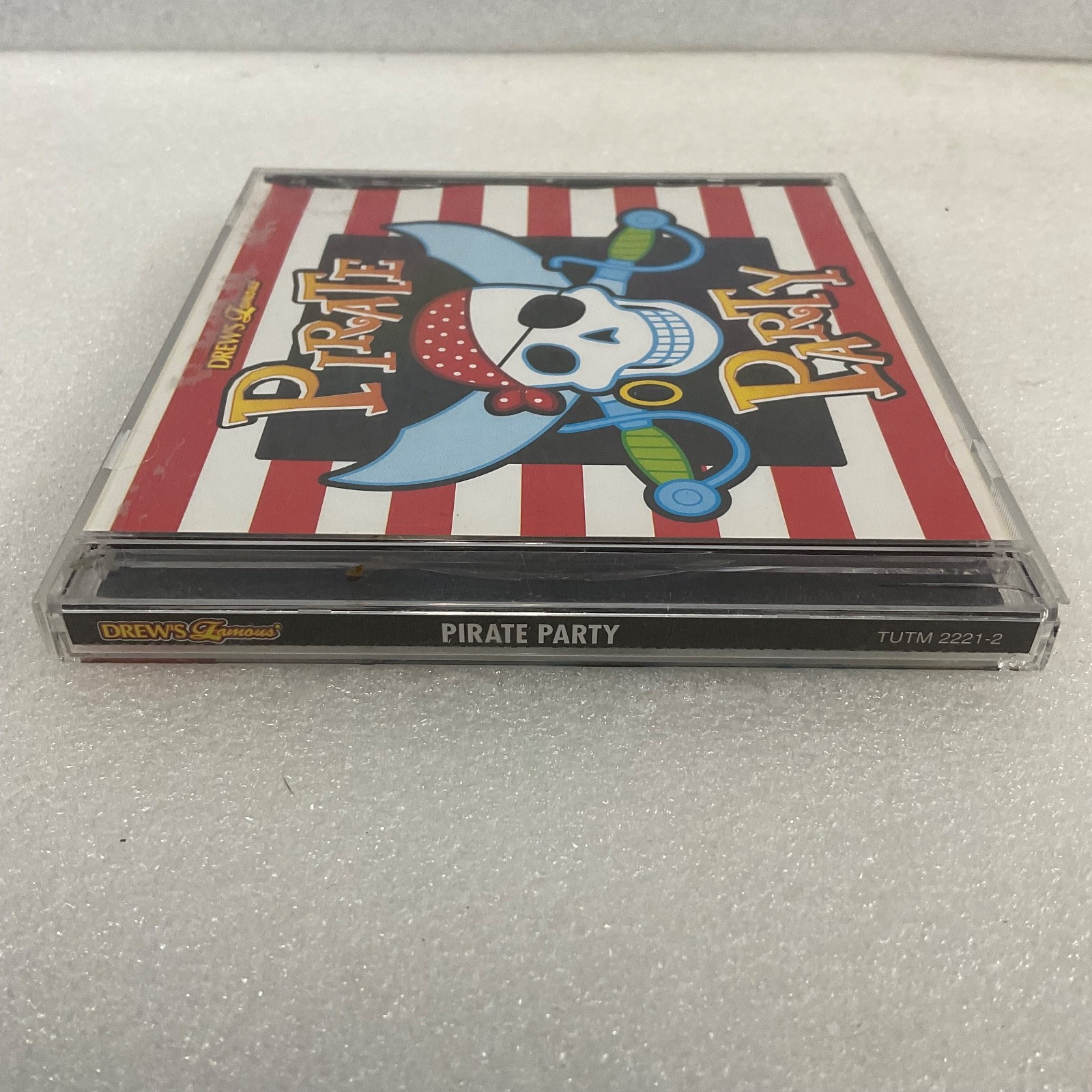 Drew’s Famous Pirate Party CD 2005 Kids Songs Compilation - Image 3