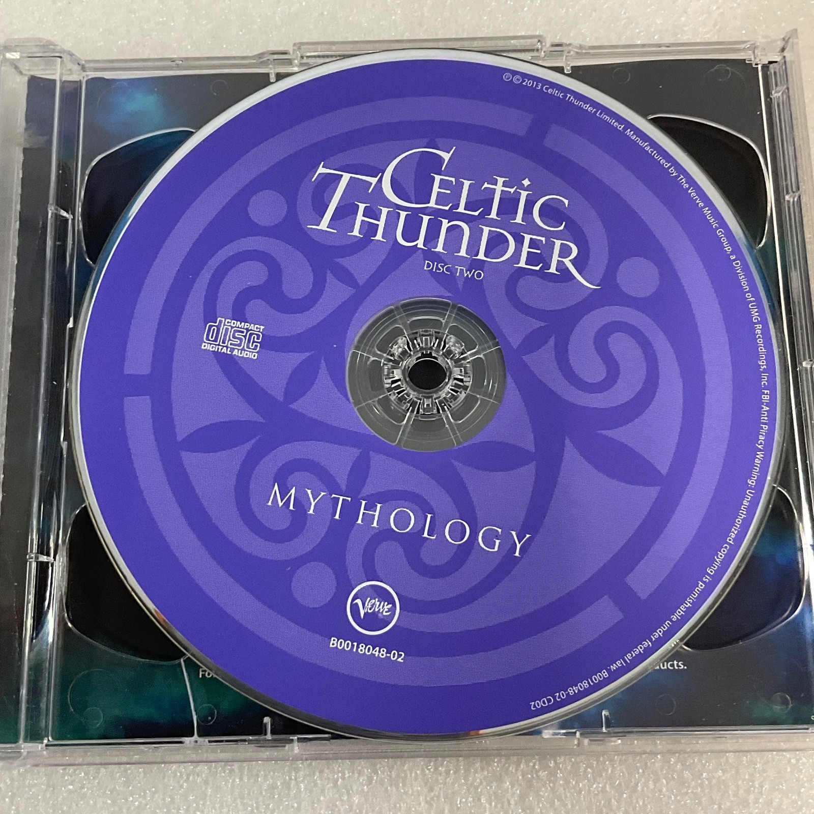 Celtic Thunder Mythology Deluxe Double CD 2013 Verve B0018048-02 - Image 8