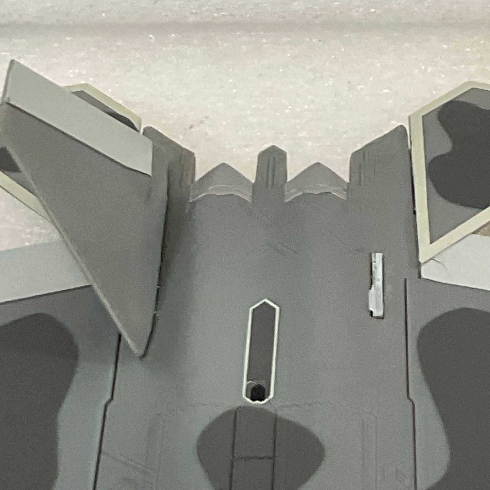 Revell 2011 F-22 Raptor Model Jet 7.5in Toy Plane Damaged Parts Missing - Image 3