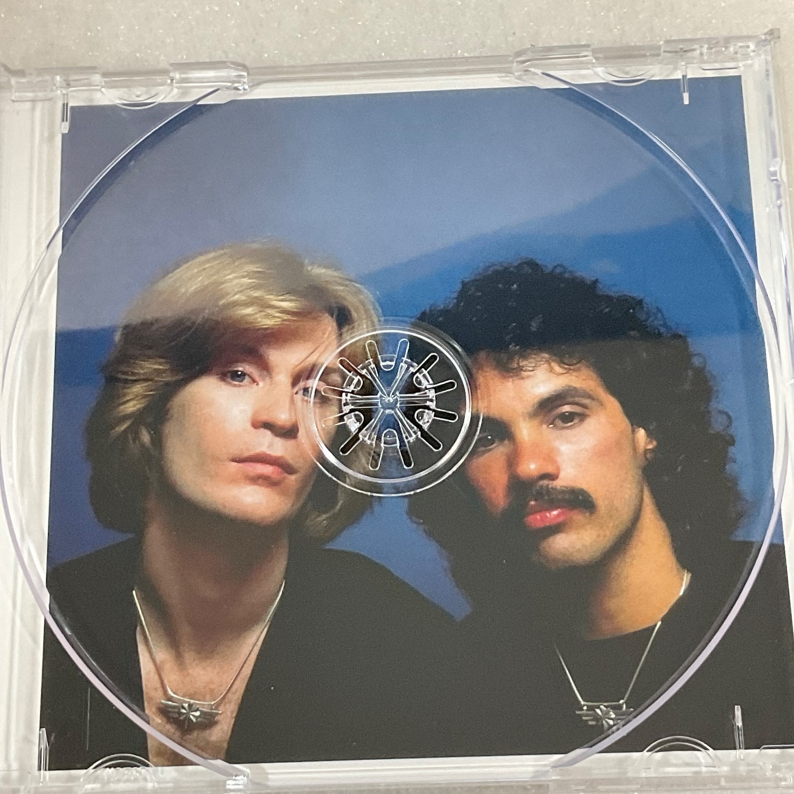 Hall & Oates The Very Best Of CD RCA BMG 2001 Digitally Remastered - Image 15