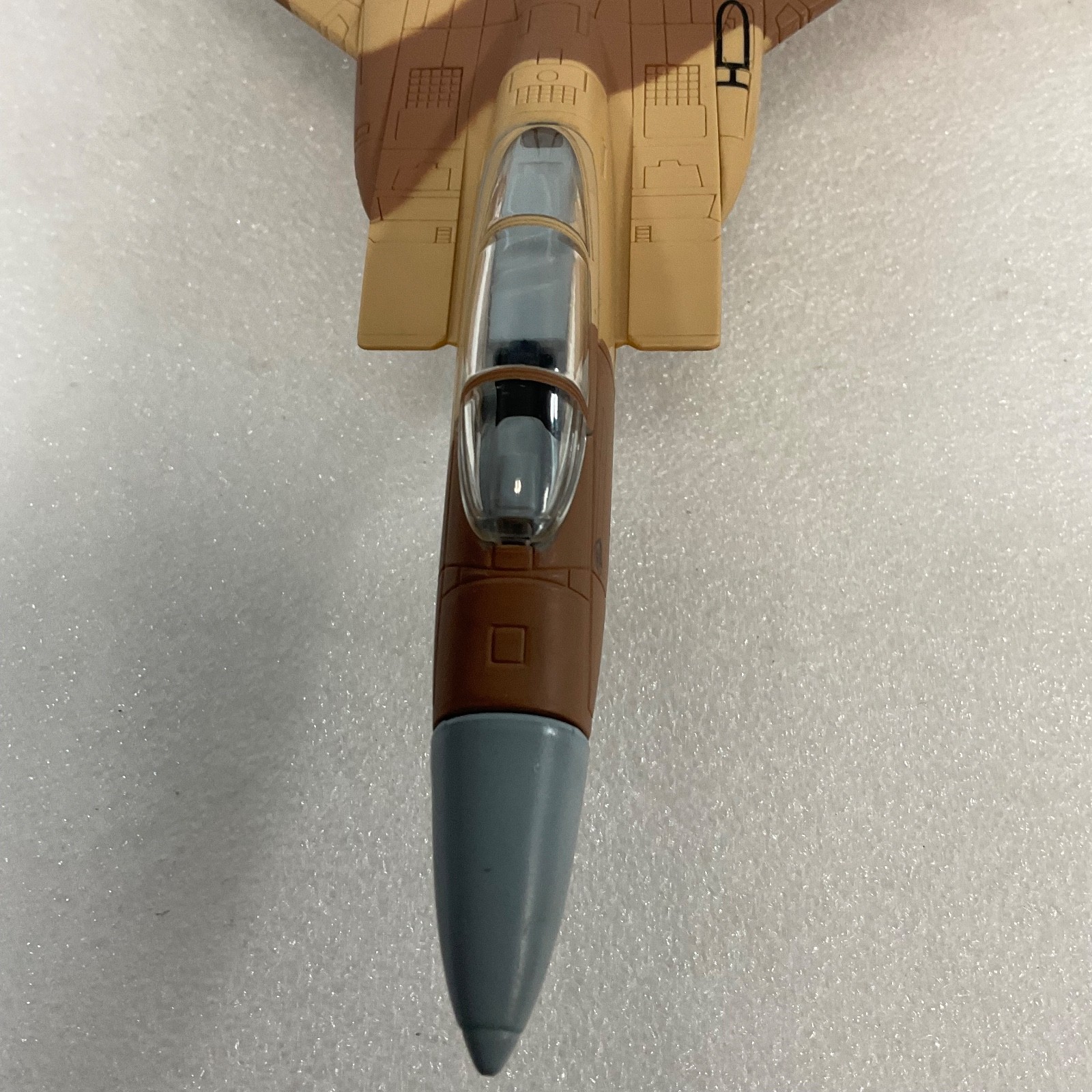 2009 Unimax F-15 Fighter Jet Model 10.5in Length 7in Wingspan Desert Camo - Image 2