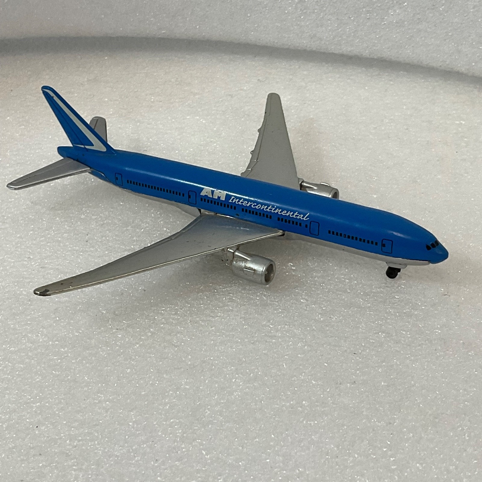 Maisto Boeing 777-200 Diecast AM Intercontinental Plane 5in Model Toy - Image 2