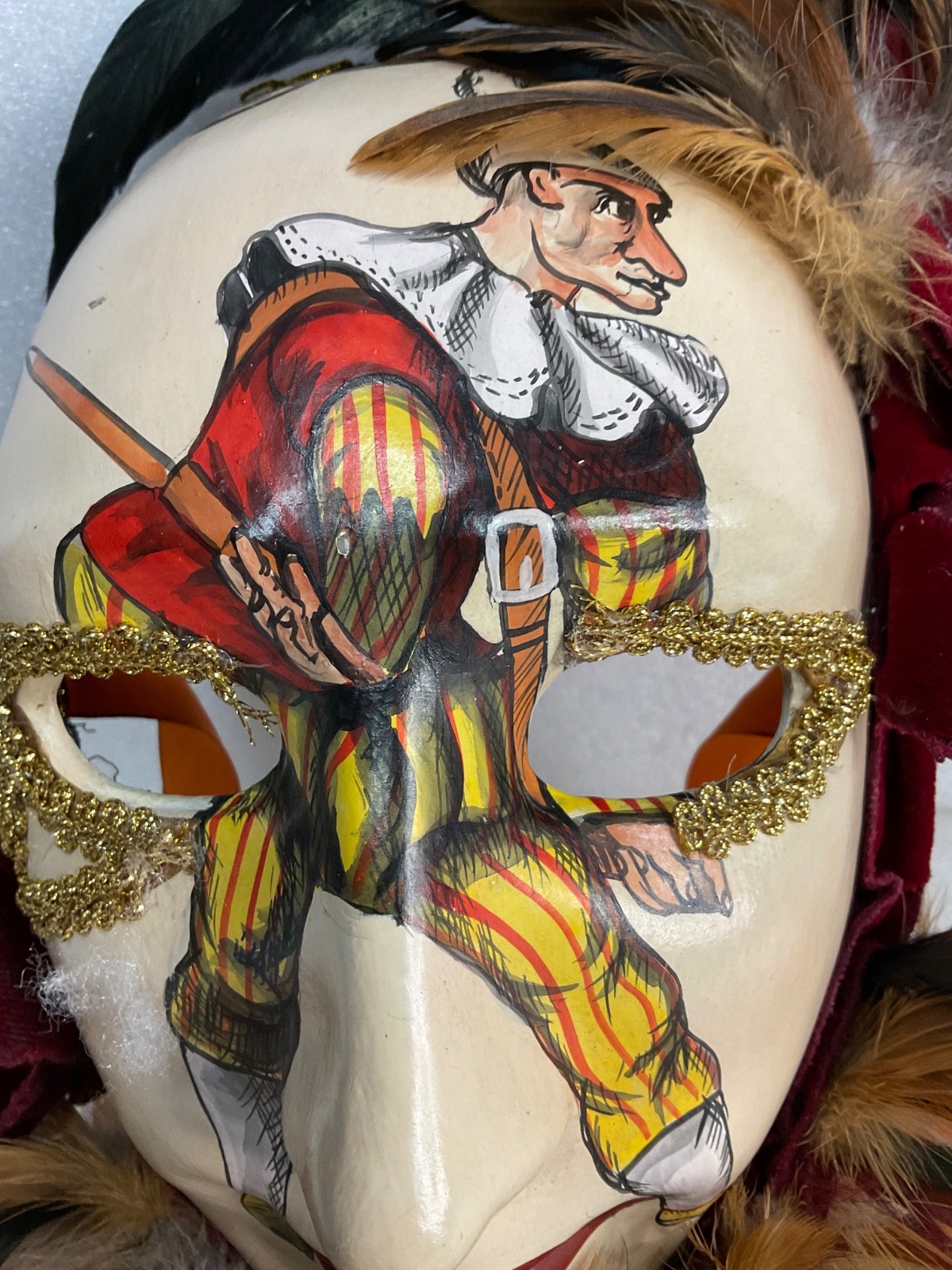 Giangurgolo Commedia dell'Arte Hand Painted Feather Masquerade Mask 11 in - Image 4
