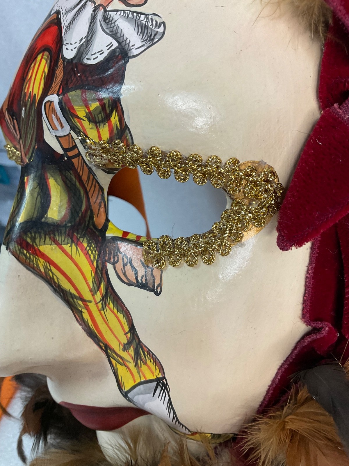 Giangurgolo Commedia dell'Arte Hand Painted Feather Masquerade Mask 11 in - Image 6