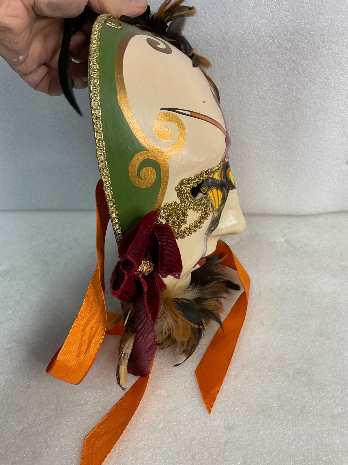 Giangurgolo Commedia dell'Arte Hand Painted Feather Masquerade Mask 11 in - Image 9