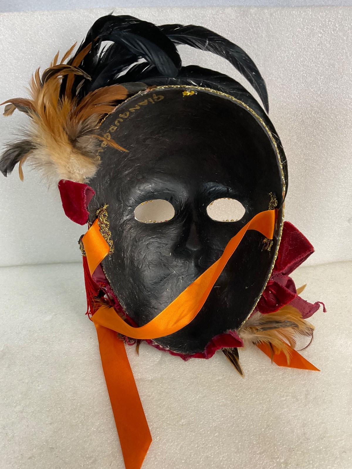 Giangurgolo Commedia dell'Arte Hand Painted Feather Masquerade Mask 11 in - Image 10