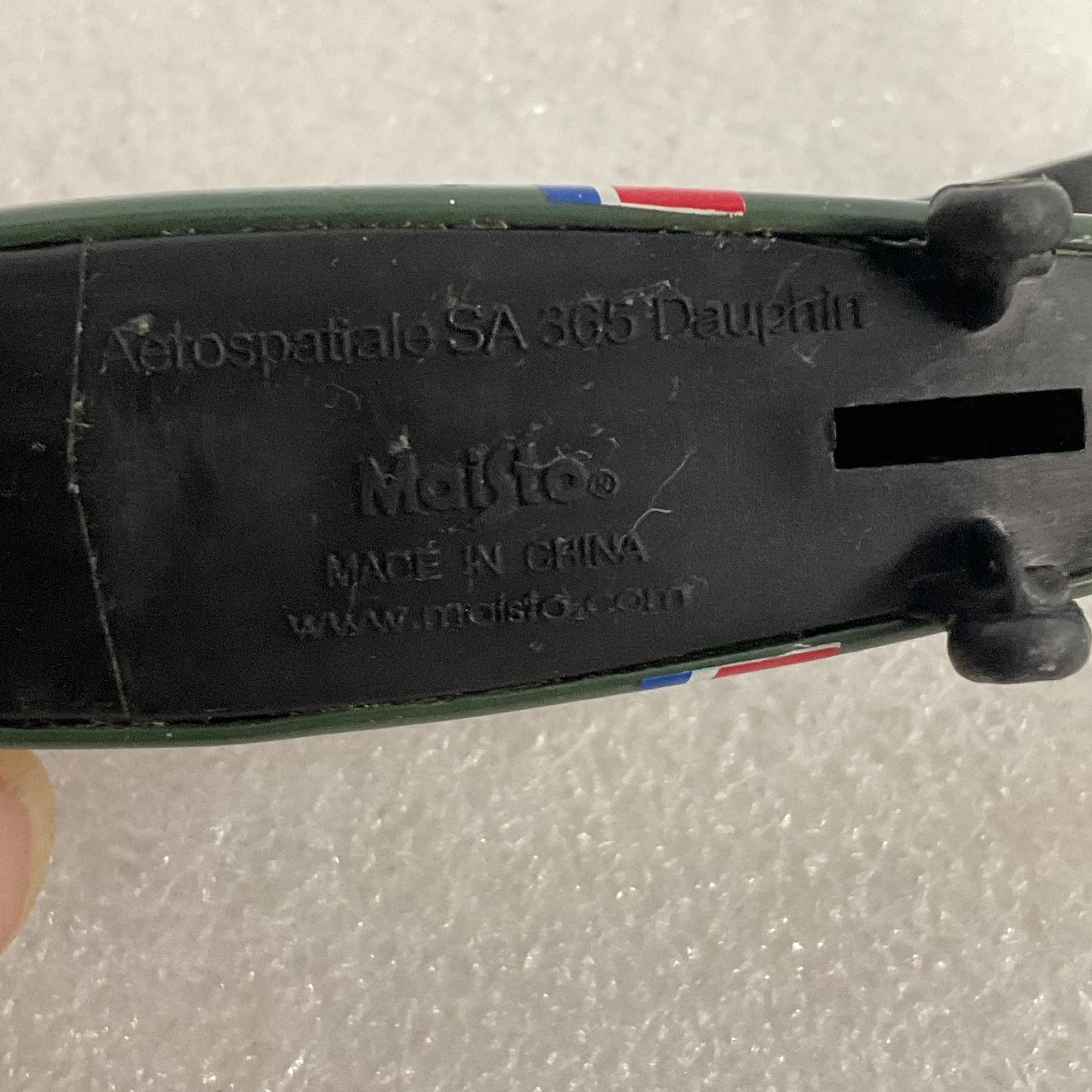 Maisto Aerospatiale SA 365 Dauphin Helicopter Model 7in Green Red Trim - Image 6