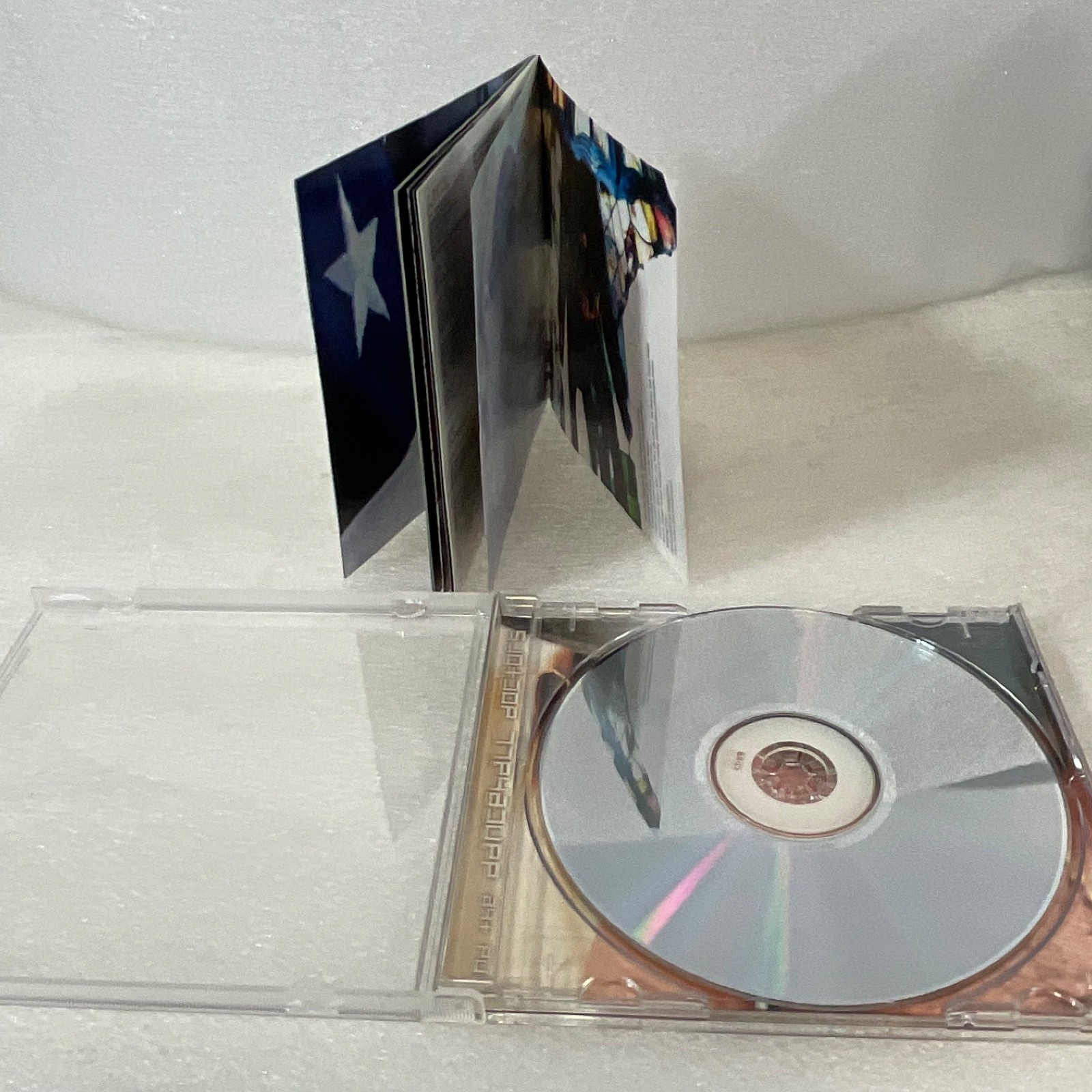 Tim McGraw Self Titled CD 2002 Country Music Curb Records - Image 13