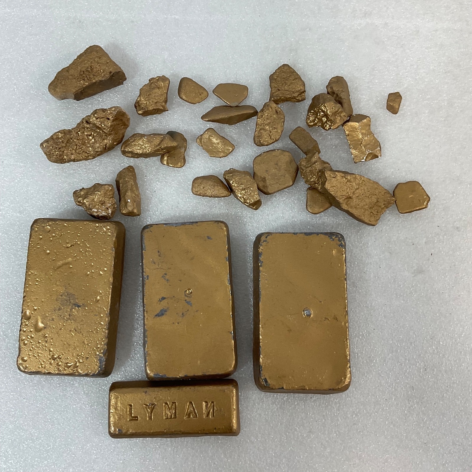 Gold Painted Rocks & Metal Bars Lot 4lb 15oz Mixed Sizes Props Craft Display - Image 1