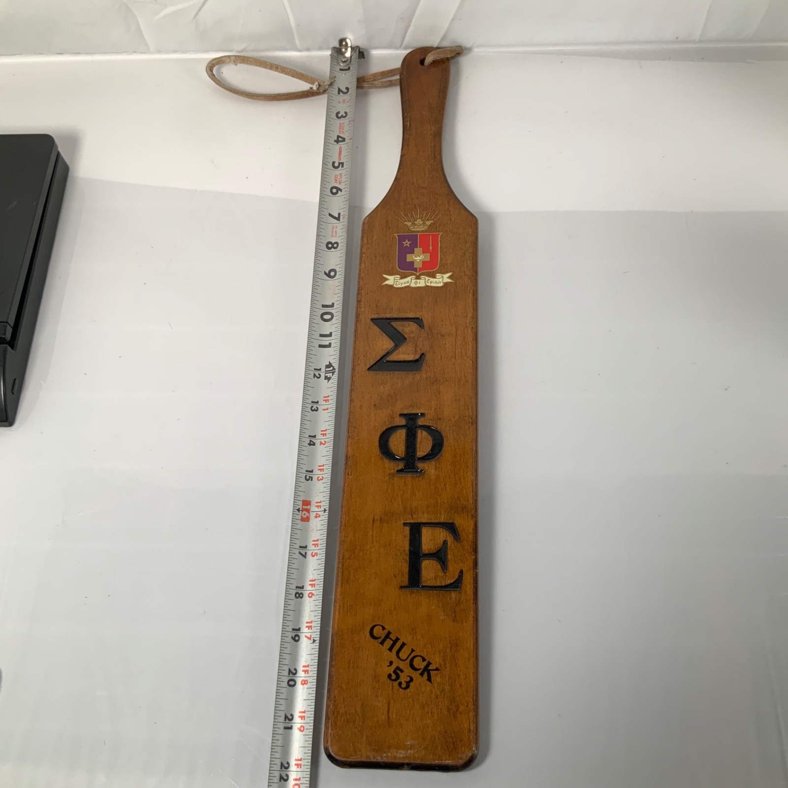 1953 Sigma Phi Epsilon Oregon Alpha Balfour Wooden Pledge Paddle 22 in - Image 13
