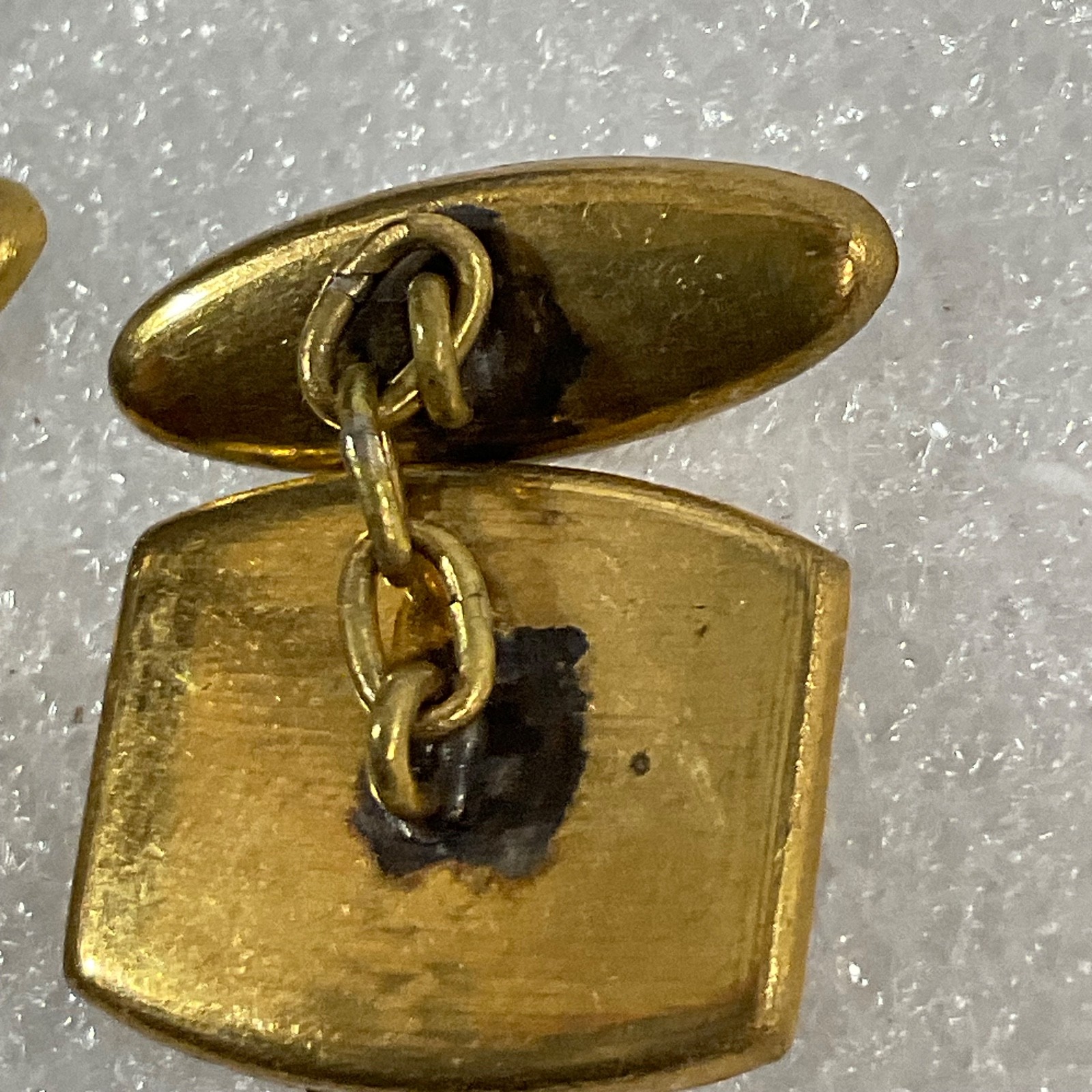 Vintage Damascene Gold Tone Cufflinks 0.75in Black Inlay Scenic Design - Image 5