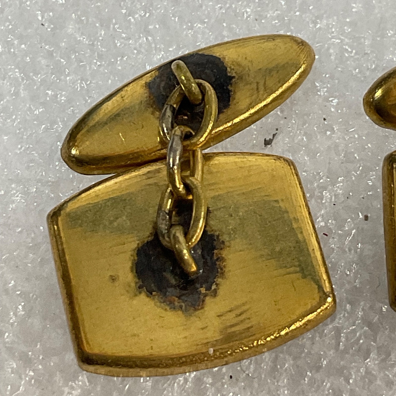 Vintage Damascene Gold Tone Cufflinks 0.75in Black Inlay Scenic Design - Image 6