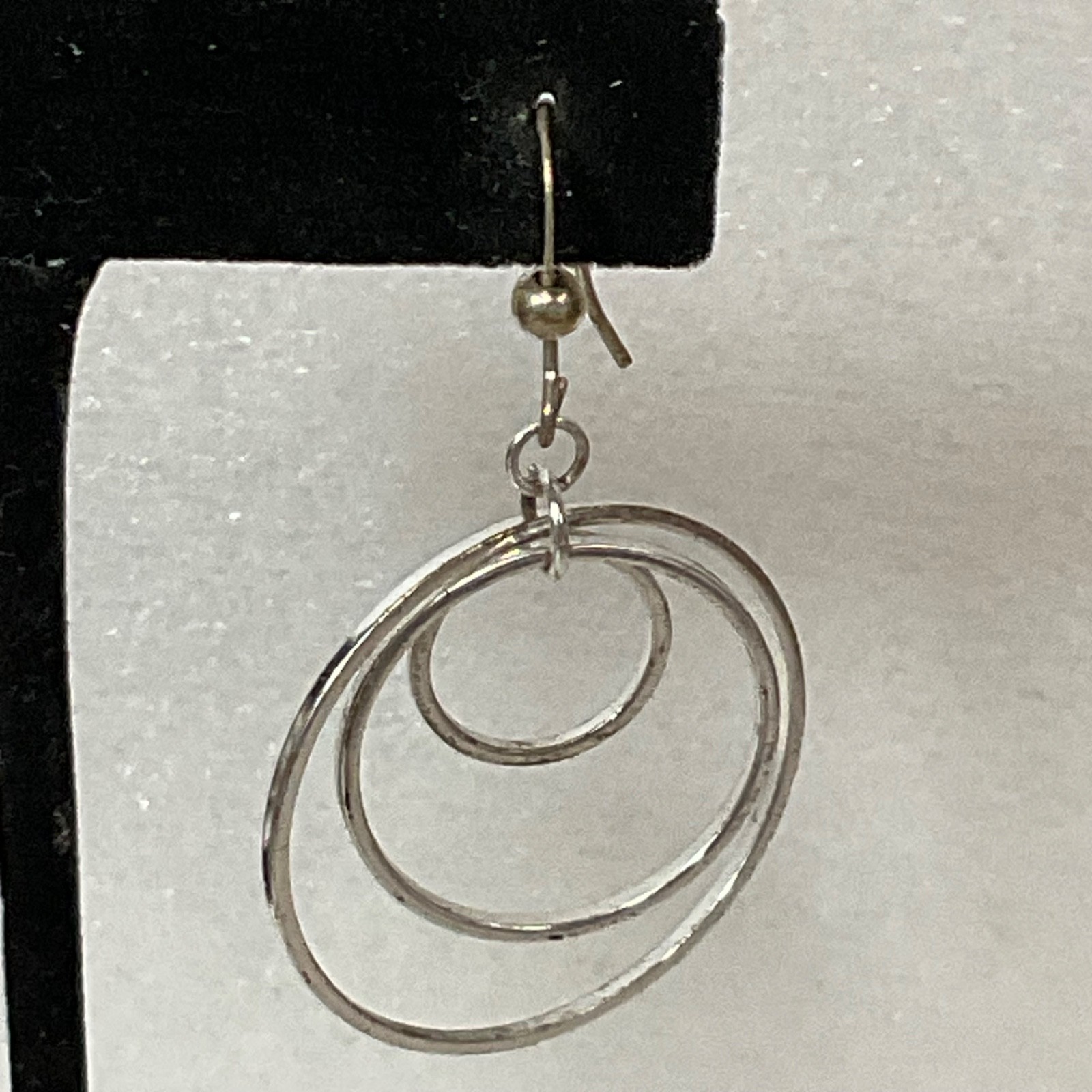 Vintage Silver Tone Triple Hoop Dangle Earrings 2in 4.15g Lightweight Modern - Image 3