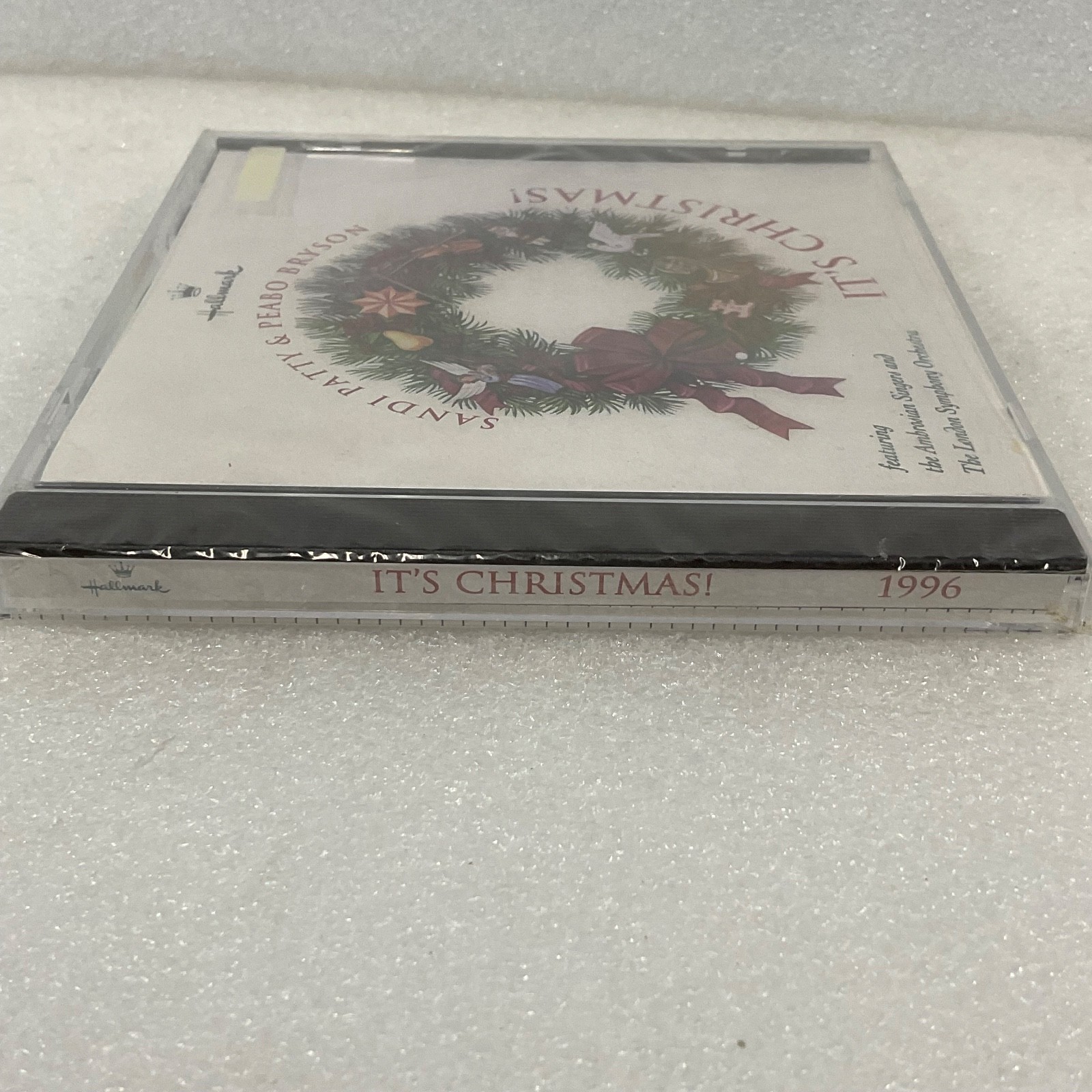 Sandi Patty & Peabo Bryson It’s Christmas 1996 Hallmark CD Album - Image 3