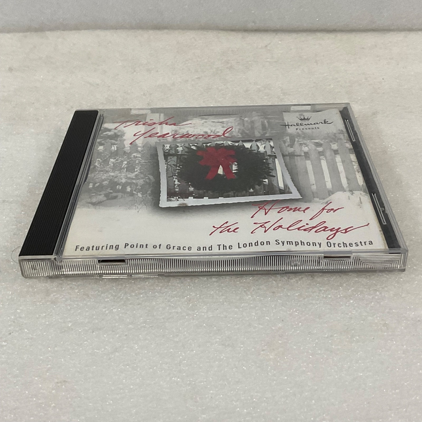 Trisha Yearwood Home for the Holidays CD 1997 Hallmark Christmas Album - Image 7