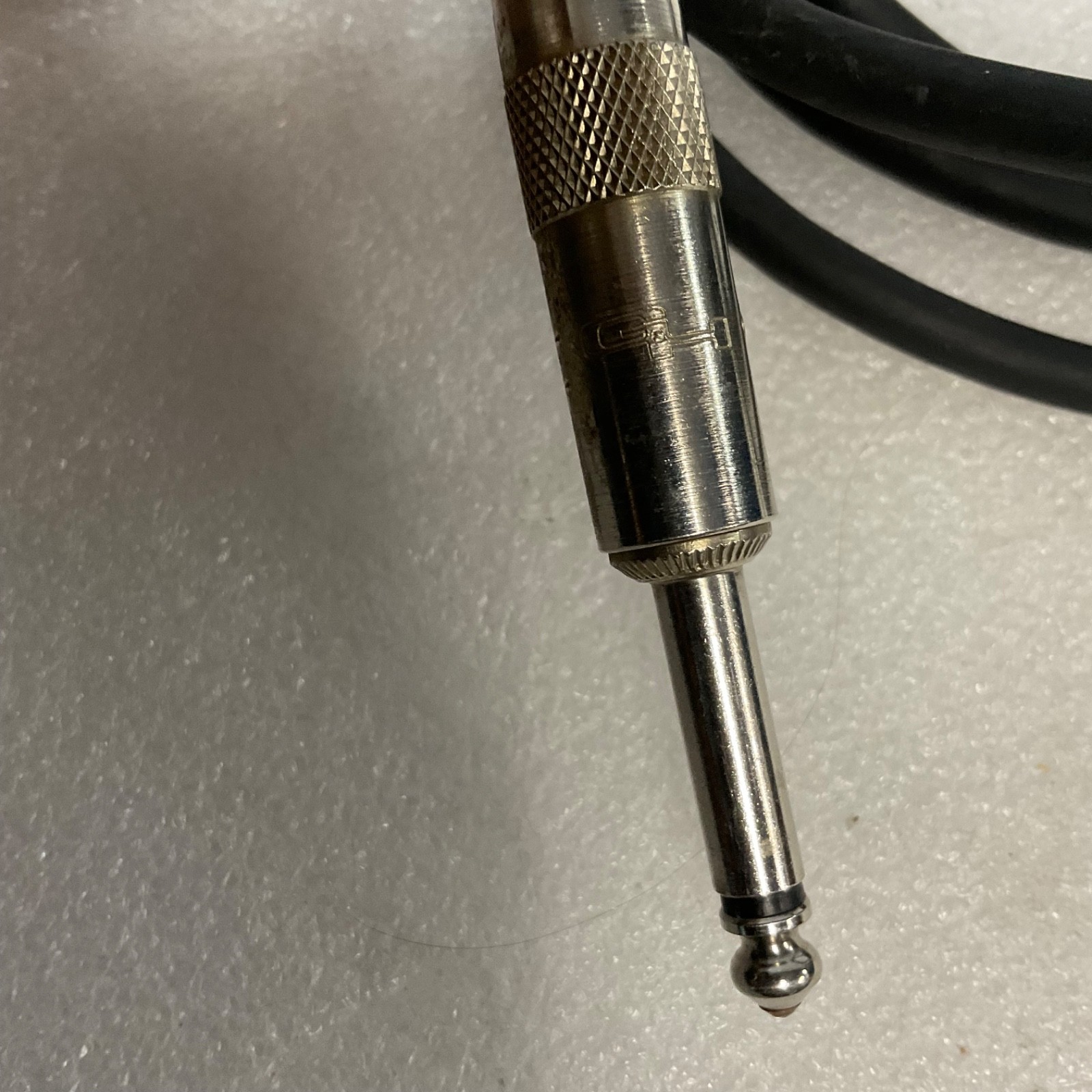 Crate 6 ft 1/4 in TS Male to Male Instrument Cable Black - Image 4