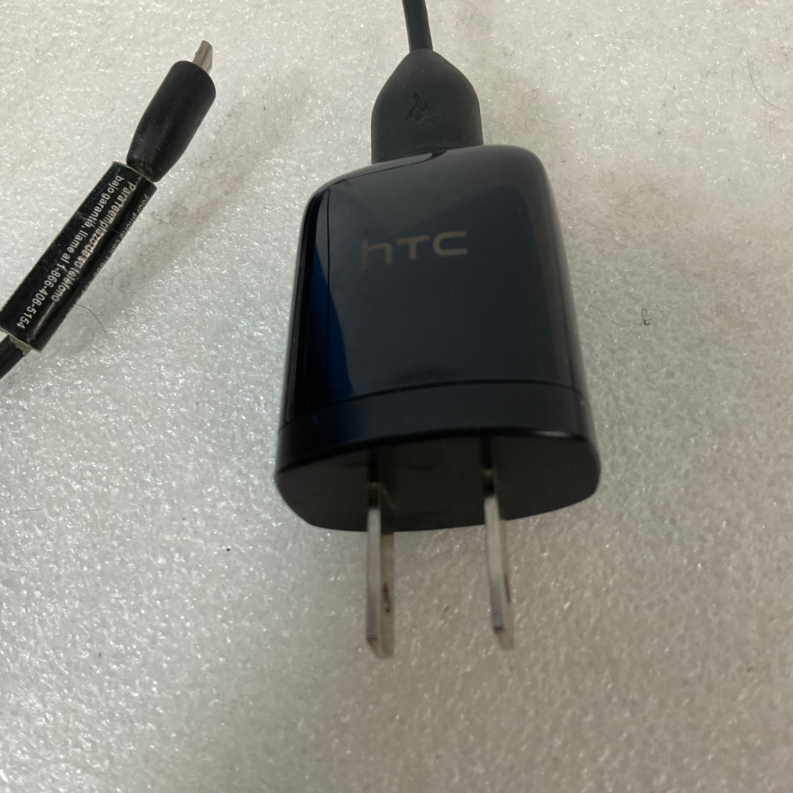 HTC USB Wall Charger 5V 1A with Micro USB Cable Black - Image 4