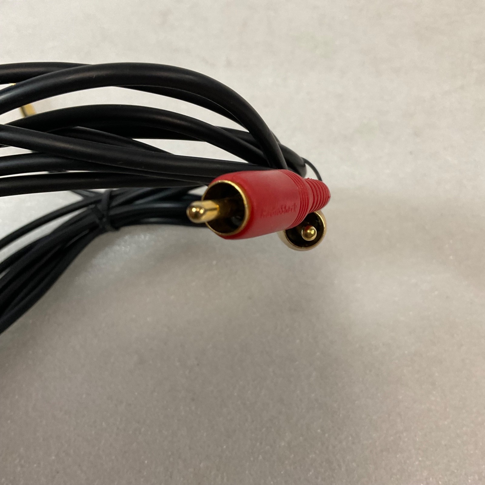 Radio Shack 1/4 in TRS Male to Dual RCA Male Audio Adapter Cable 72 in - Image 5