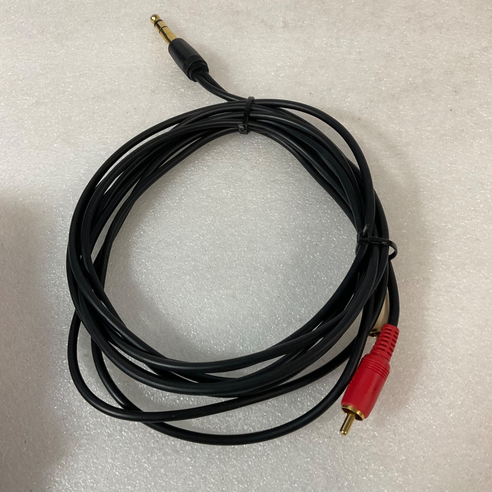 Radio Shack 1/4 in TRS Male to Dual RCA Male Audio Adapter Cable 72 in - Image 4