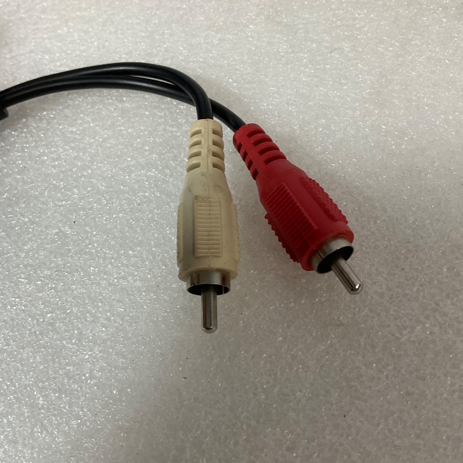 RCA Female to Dual RCA Male Y Adapter Cable 6 in Black Red White - Image 3
