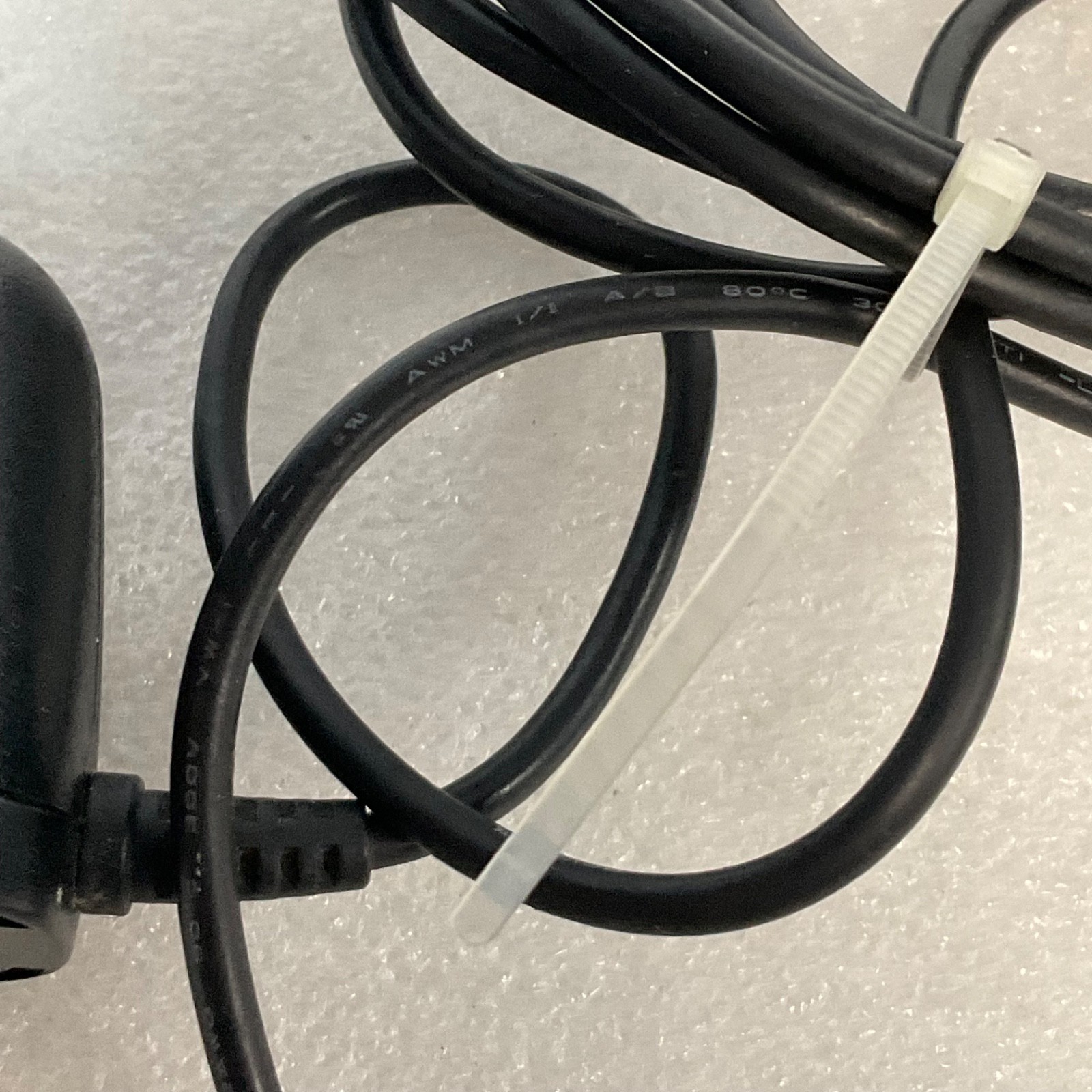 UTStarcom Audionox AC/DC Power Adapter 5V 1A Barrel Plug Cord - Image 7