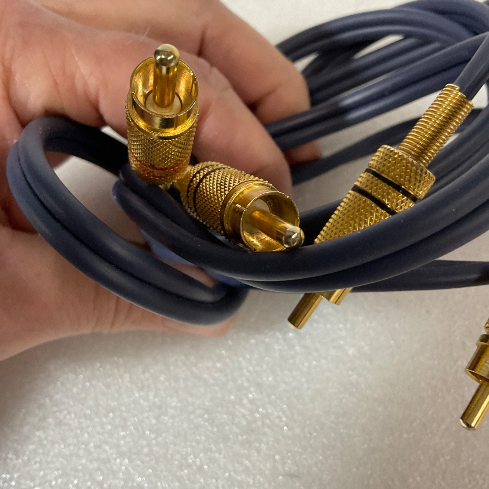 60 in Stereo RCA Audio Cable Gold Tone Metal Connectors Dual Male - Image 3