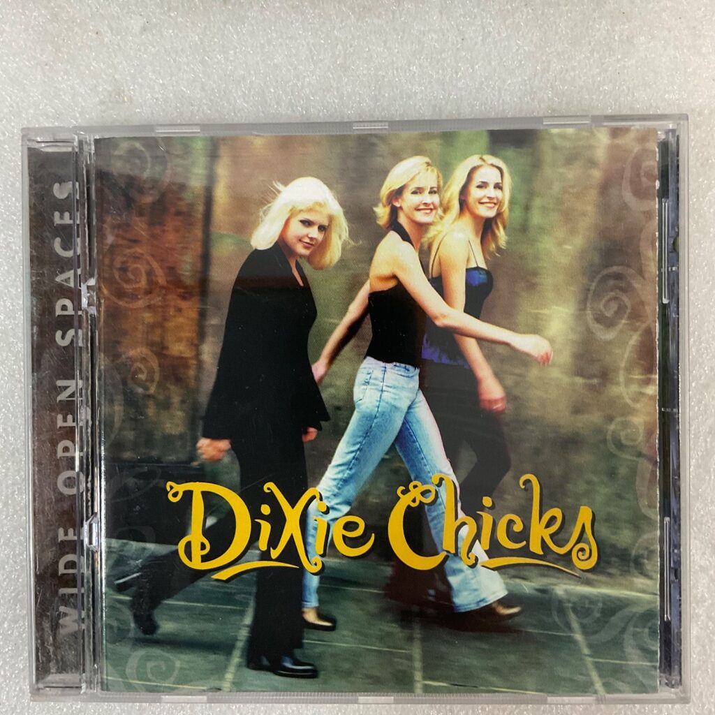 Dixie Chicks Wide Open Spaces CD 1998 Monument NK 68195 - Image 1