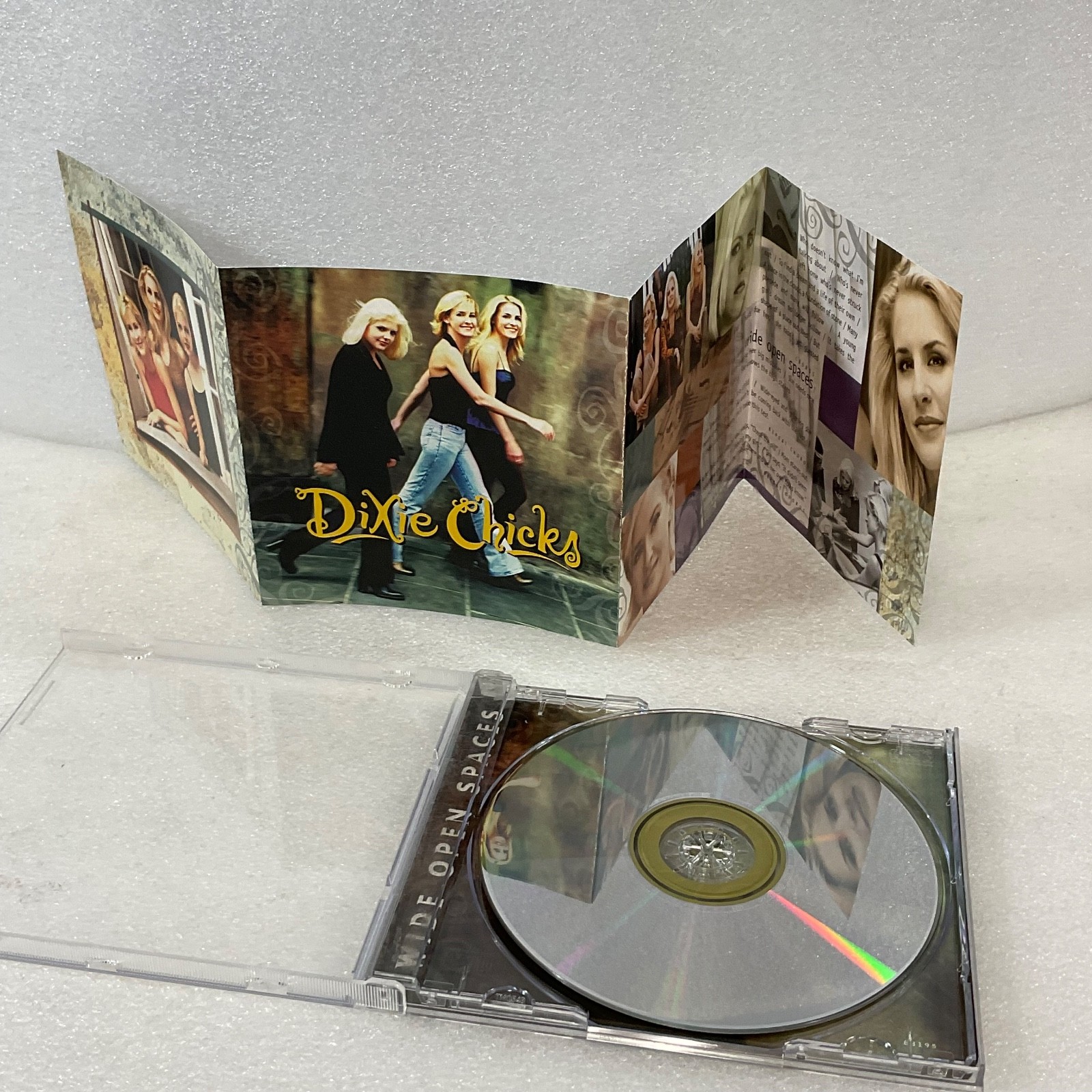 Dixie Chicks Wide Open Spaces CD 1998 Monument NK 68195 - Image 15