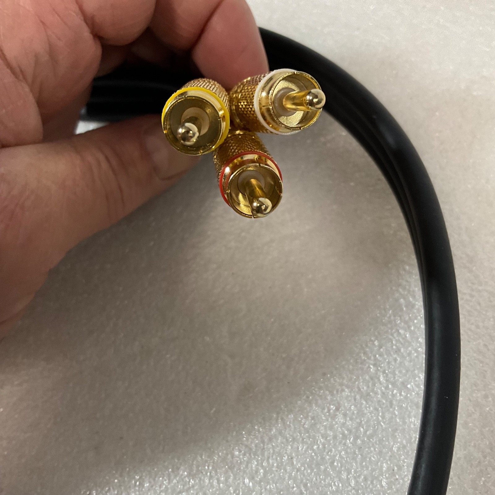 36 in Triple RCA Male to Male RGB Component Video Cable Gold Tone Connectors - Image 3