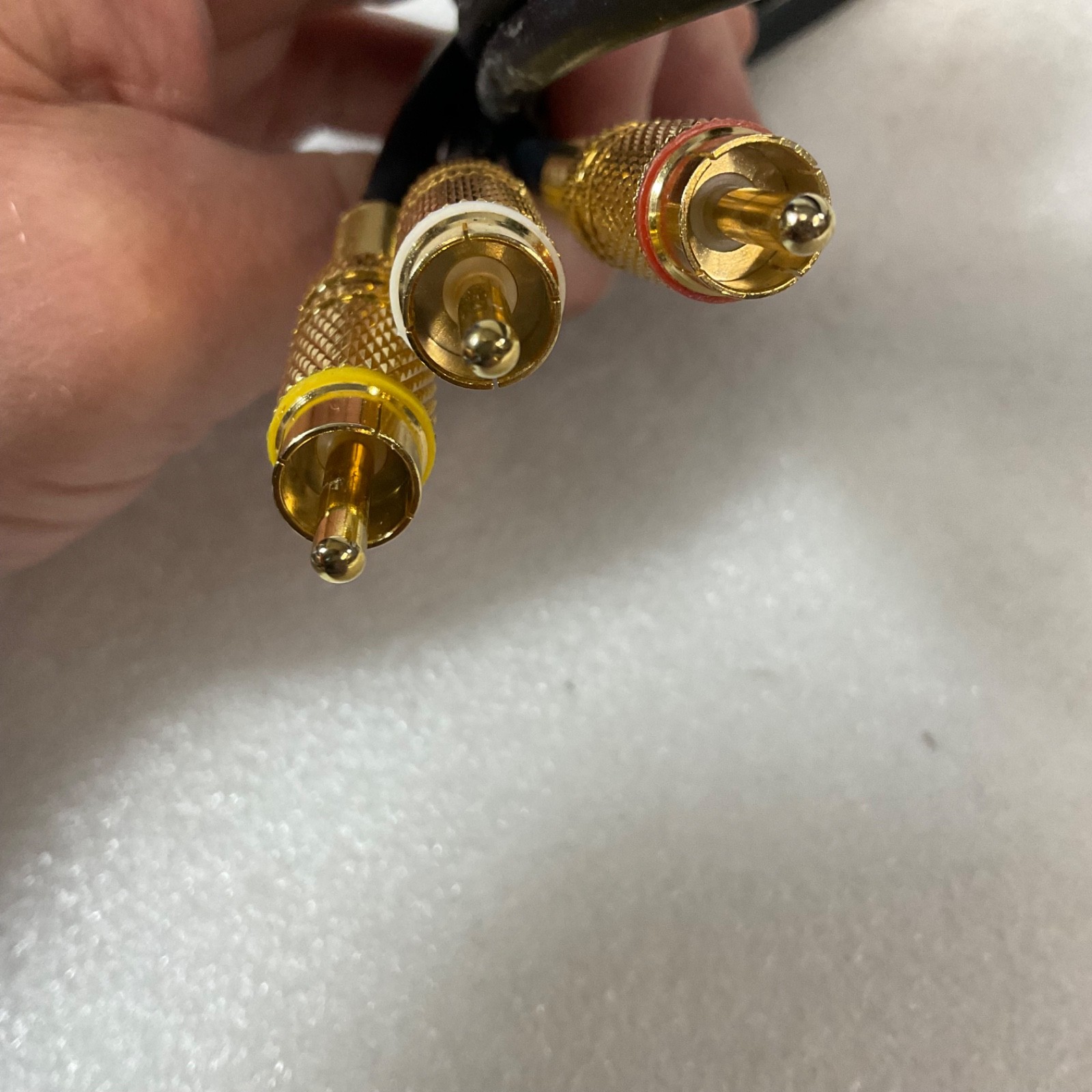 36 in Triple RCA Male to Male RGB Component Video Cable Gold Tone Connectors - Image 5