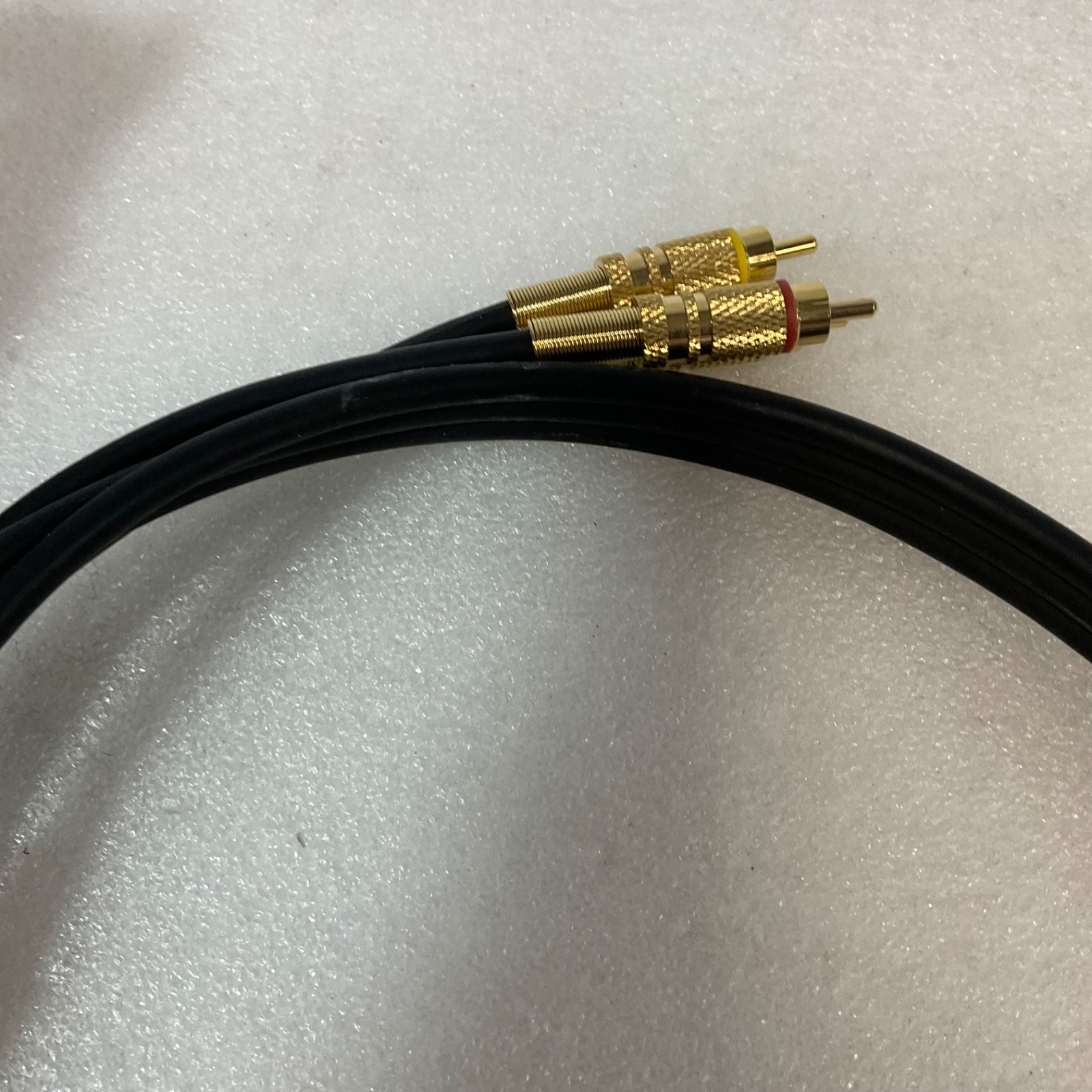 36 in Triple RCA Male to Male RGB Component Video Cable Gold Tone Connectors - Image 6