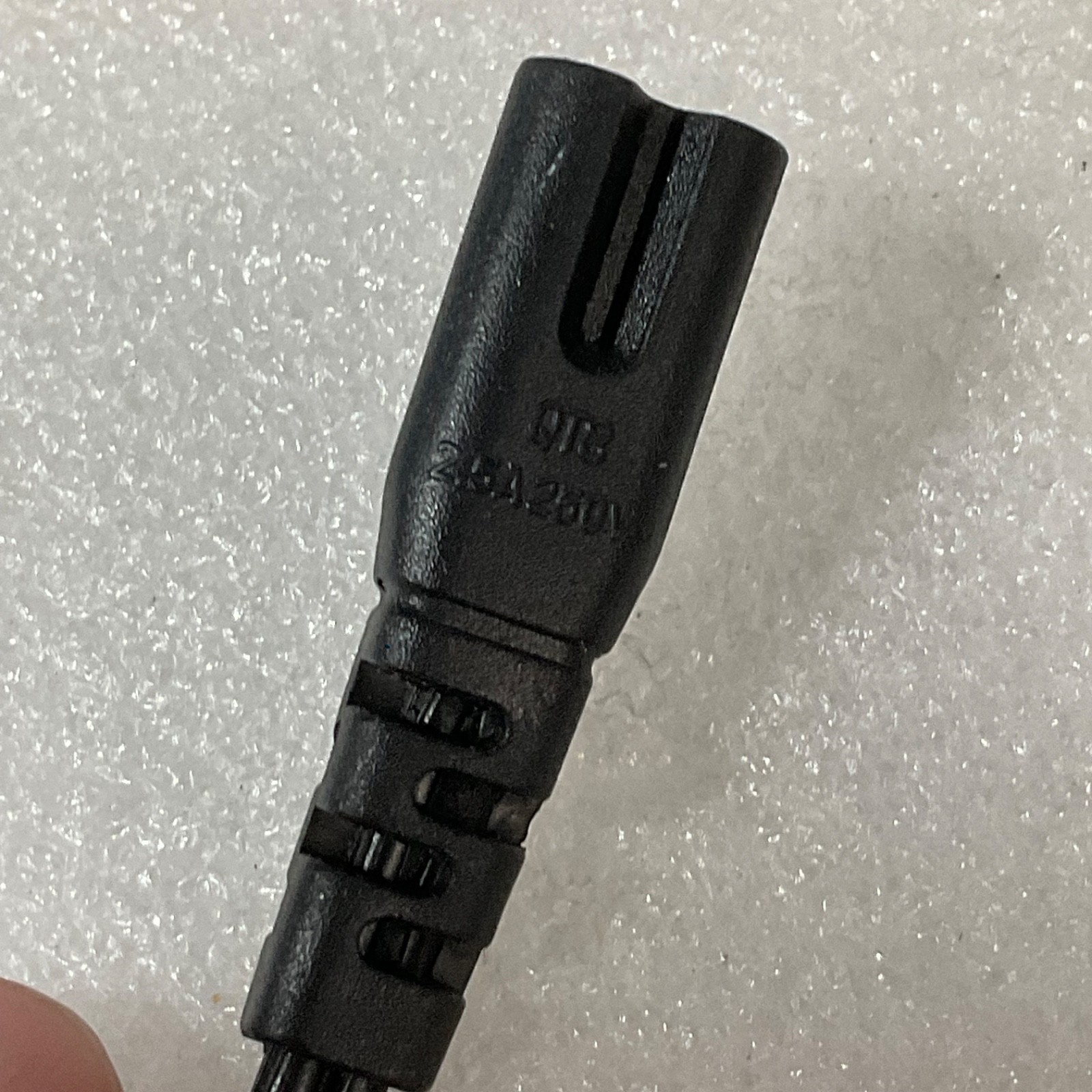 40 in Figure 8 Power Cord NEMA 1-15P to C7 Non-Polarized Black - Image 3
