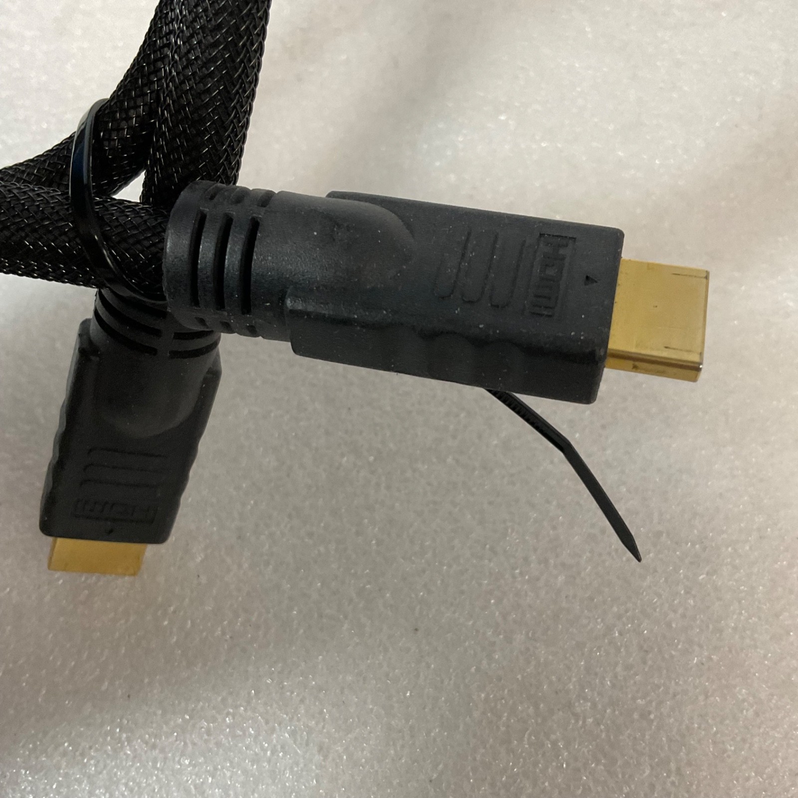 24 in Heavy Duty Braided HDMI Cable Gold Tone Connectors Male to Male - Image 5