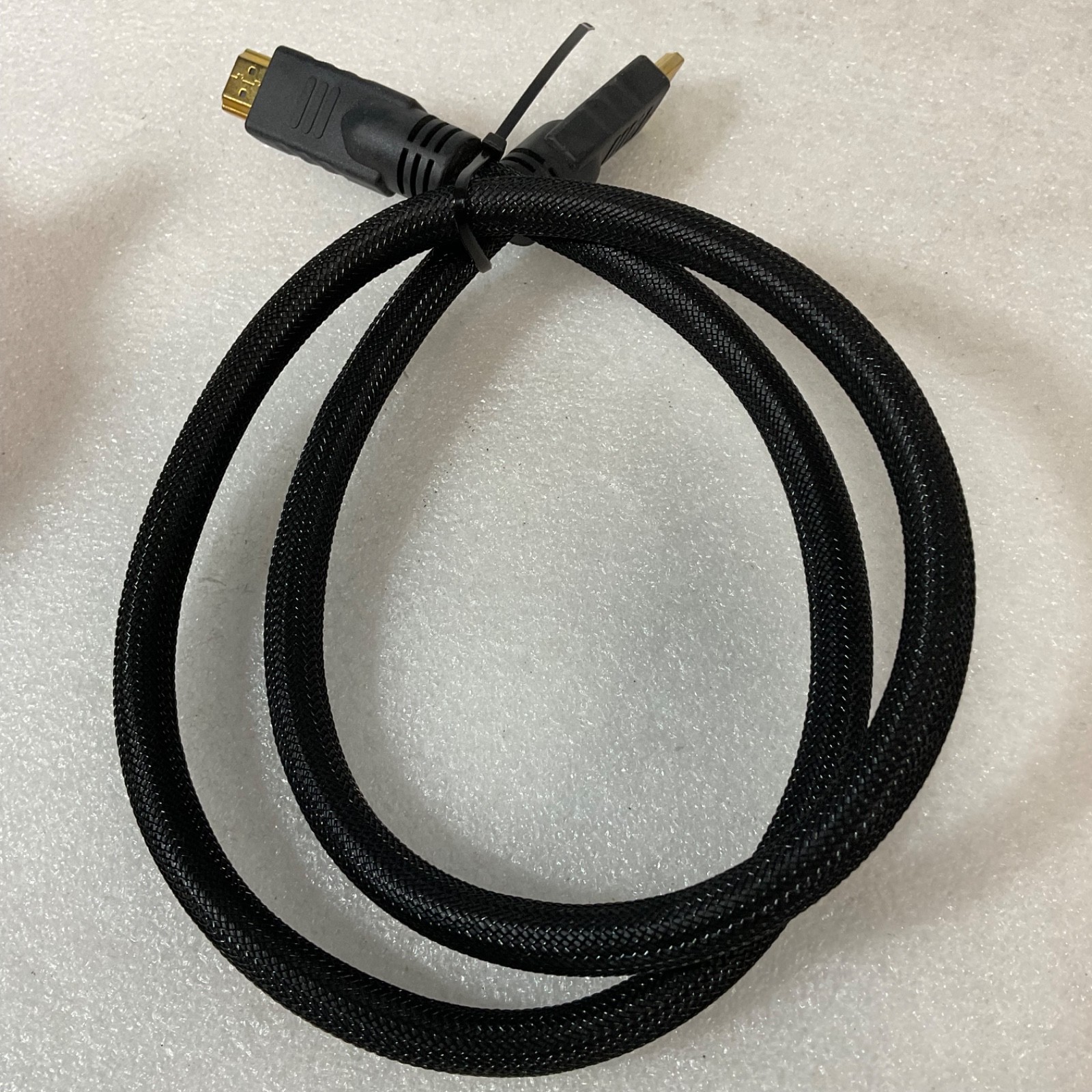 24 in Heavy Duty Braided HDMI Cable Gold Tone Connectors Male to Male - Image 6