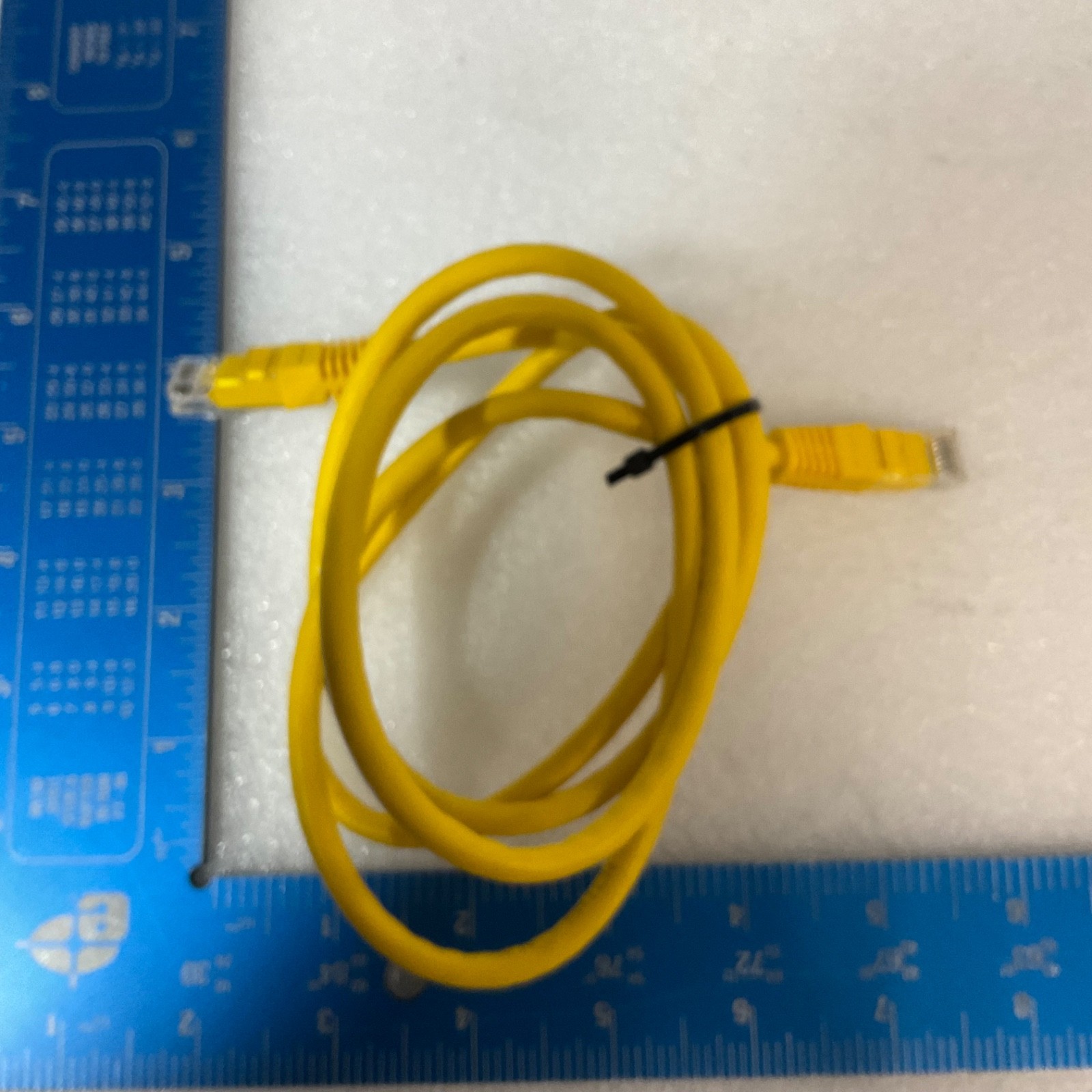48 in Cat5 Ethernet Network Cable Yellow RJ45 Male to Male - Image 7