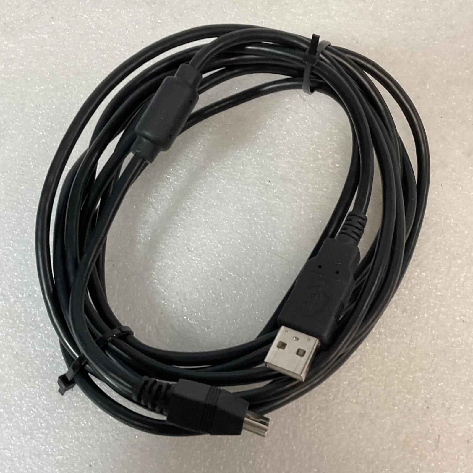 7 ft USB A to Micro USB Charging Data Cable Black - Image 4