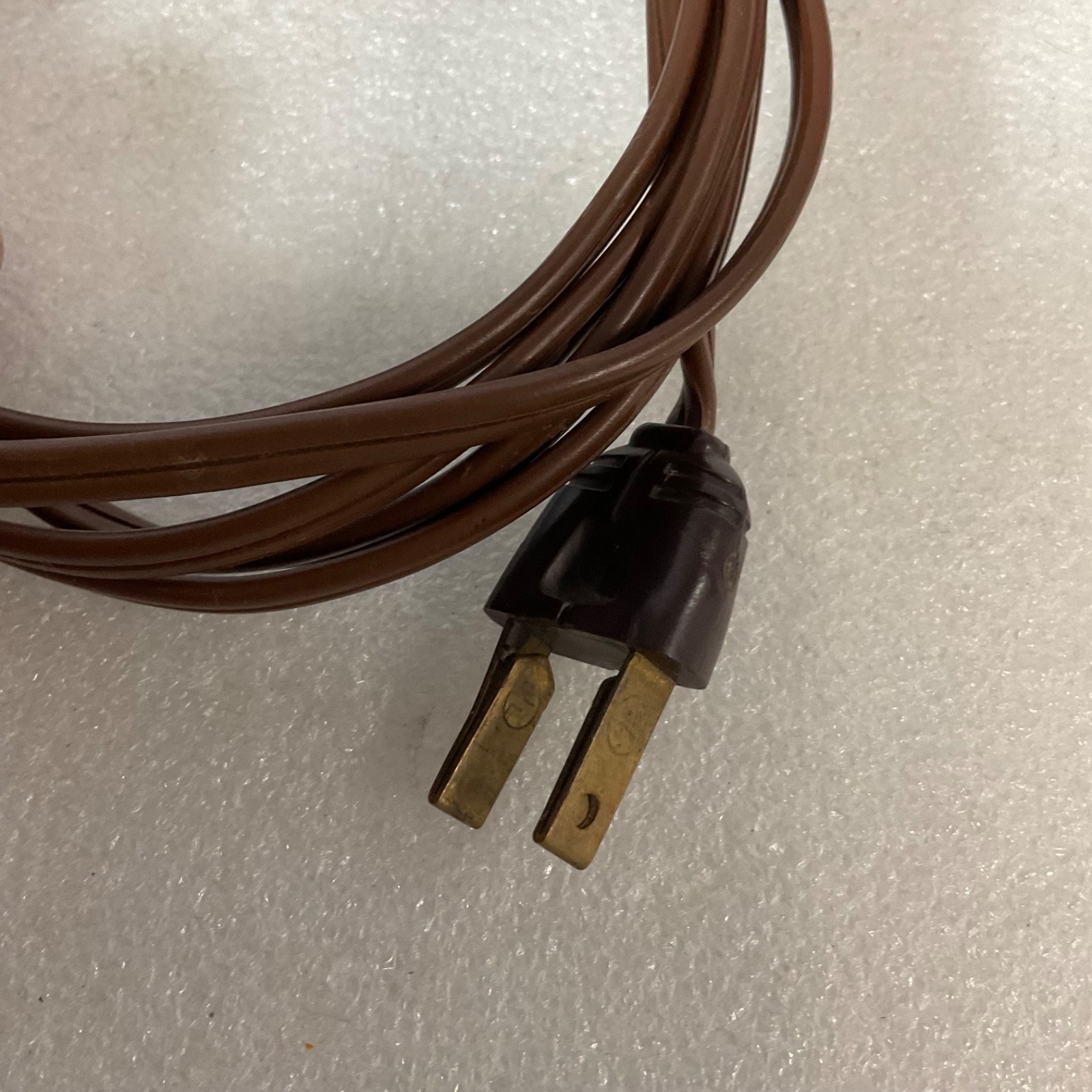 2 Prong Power Cord Splitter Extension Brown 72 in 15A 125V - Image 2