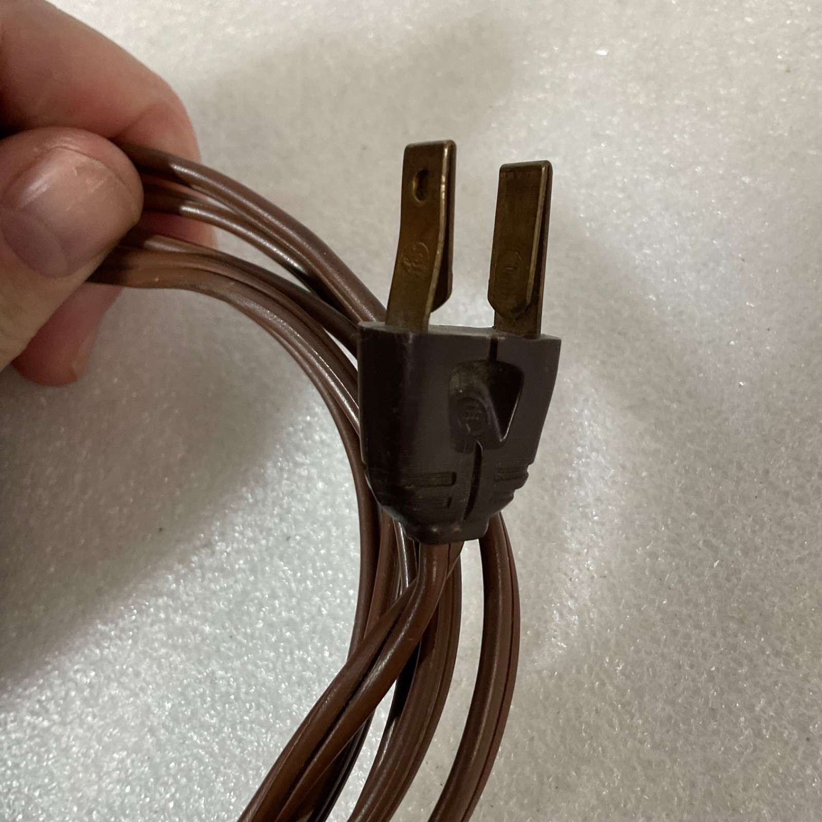 2 Prong Power Cord Splitter Extension Brown 72 in 15A 125V - Image 3
