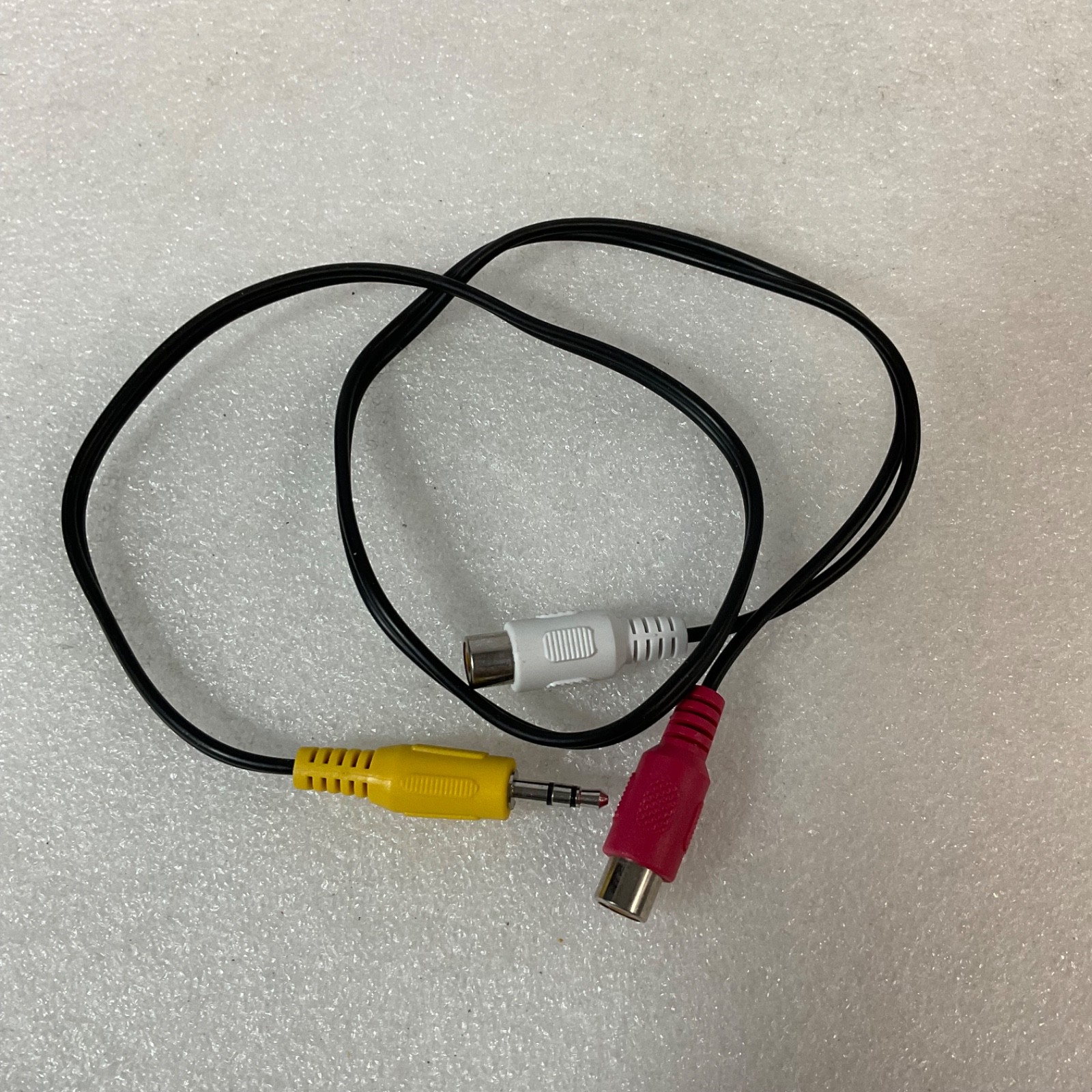 3.5mm TRRS Male to Dual RCA Female AV Adapter Cable Black - Image 1