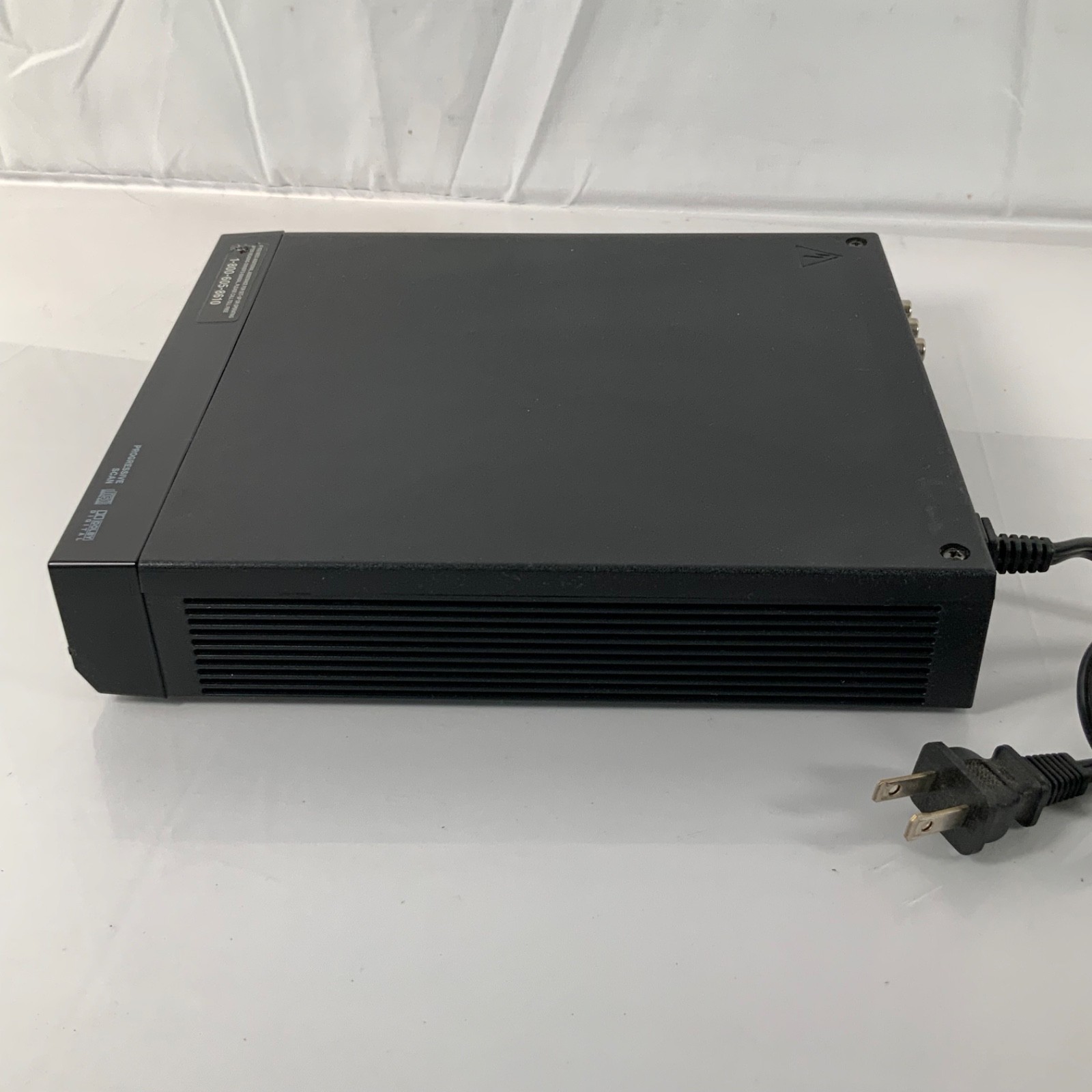 Magnavox DP100MW8B DVD Player Progressive Scan Dolby Digital 2008 No Remote - Image 4