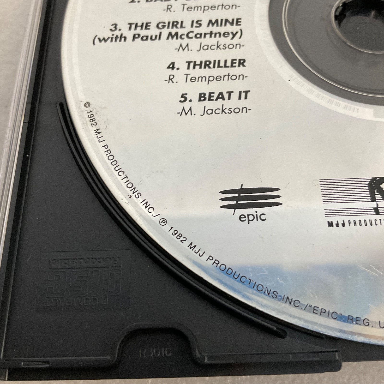 Michael Jackson Thriller CD Disc Only Vintage Album Music Compact Disc - Image 6