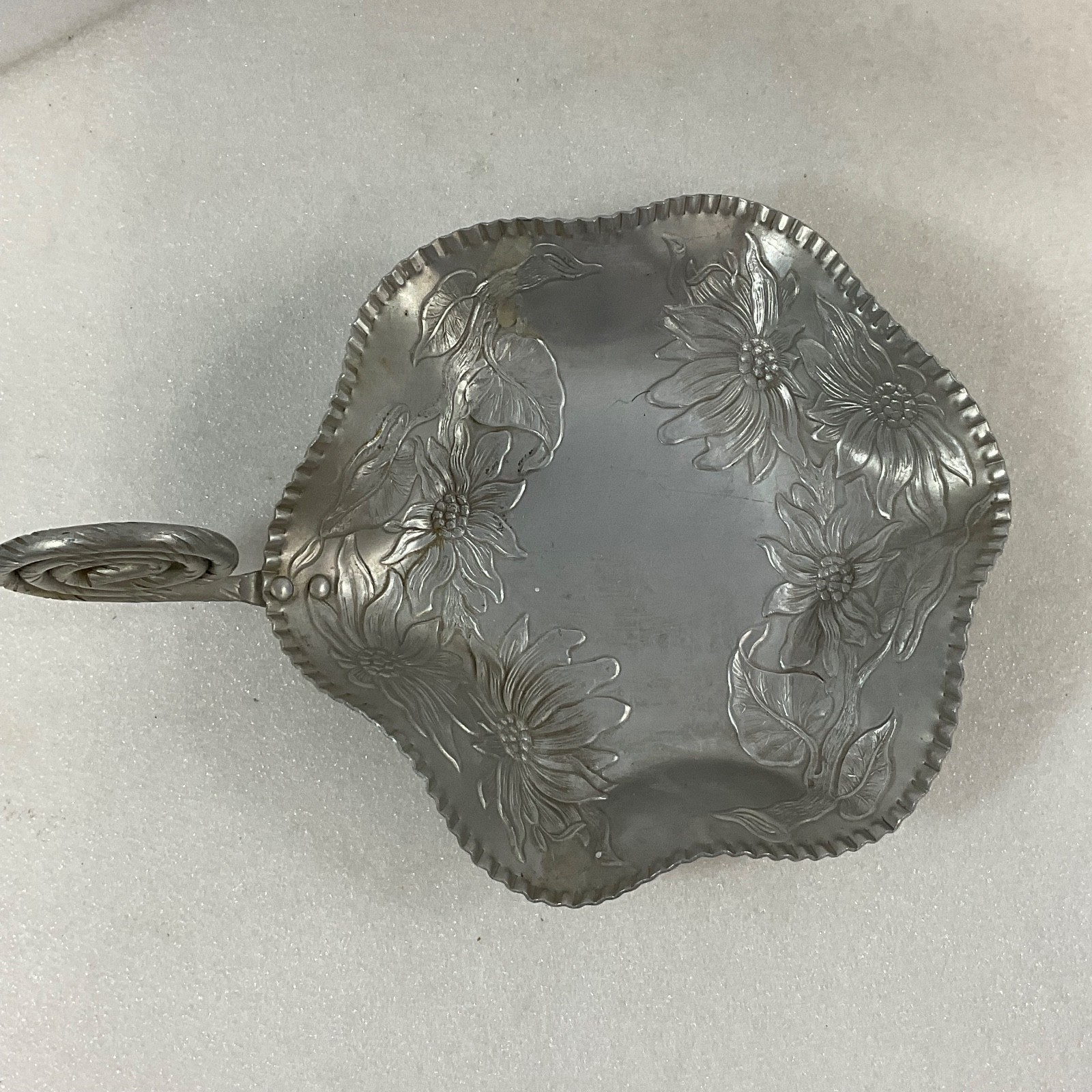 Vintage Floral Embossed Aluminum Tray with Spiral Handle 7 in Decorative Dish - Image 2