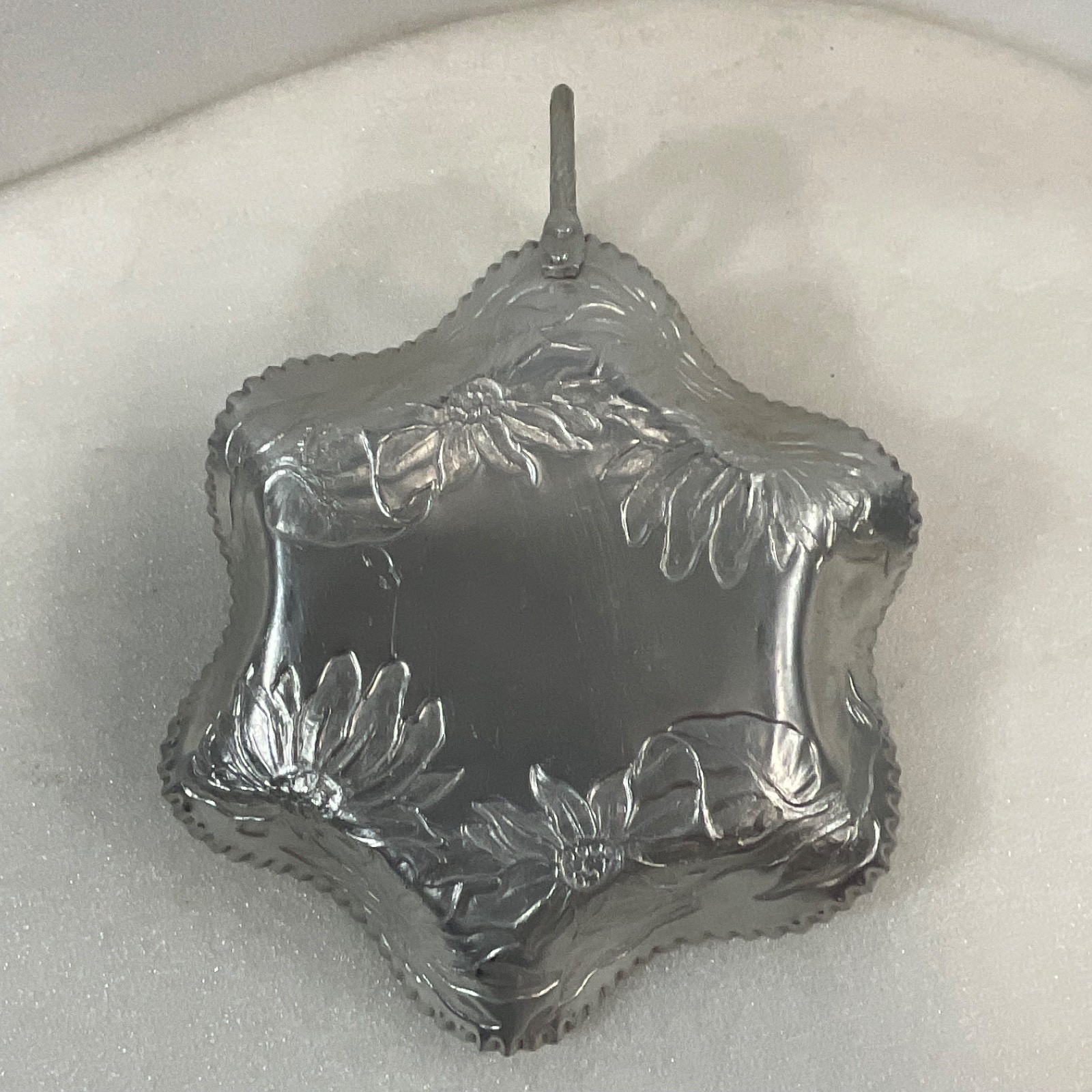 Vintage Floral Embossed Aluminum Tray with Spiral Handle 7 in Decorative Dish - Image 6