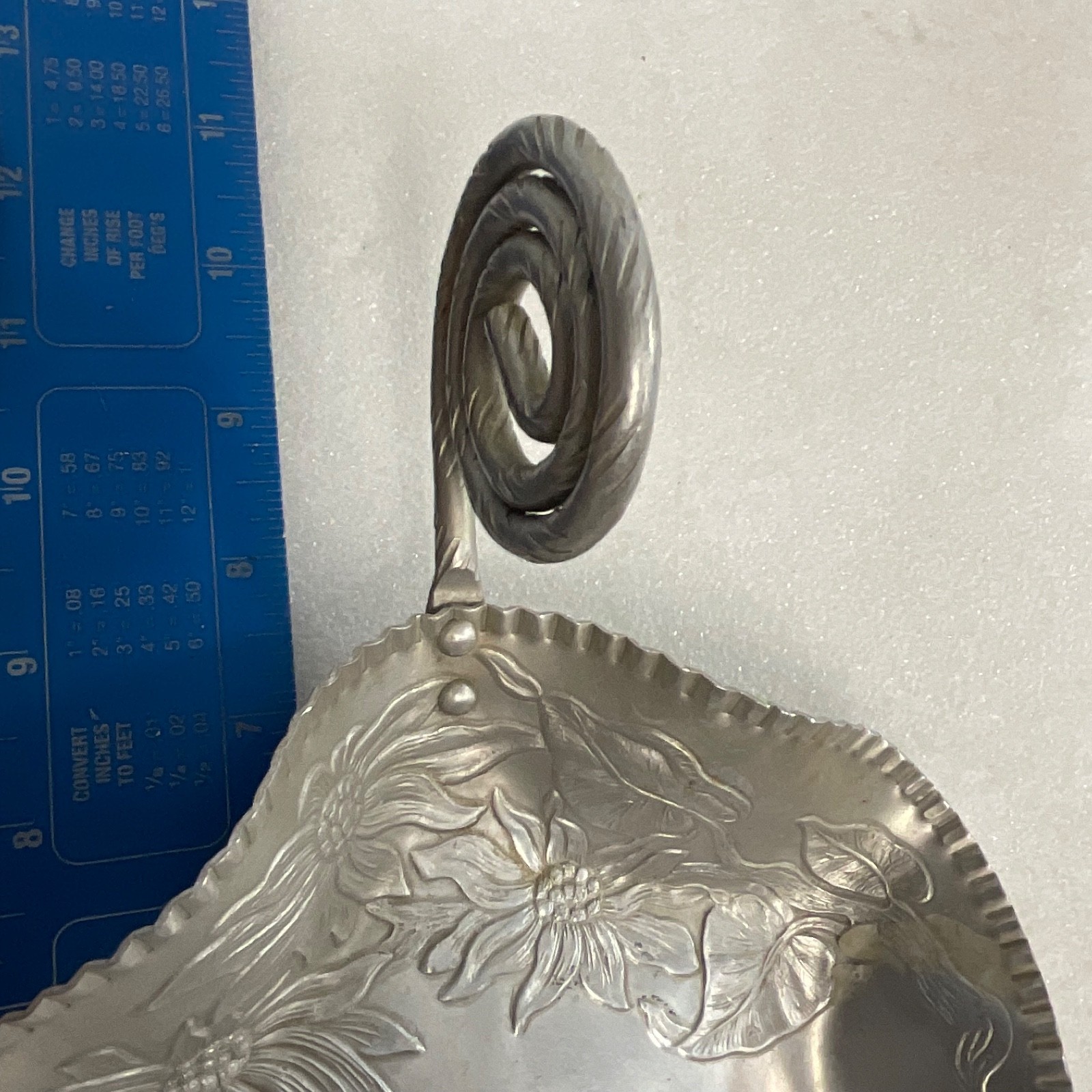 Vintage Floral Embossed Aluminum Tray with Spiral Handle 7 in Decorative Dish - Image 10