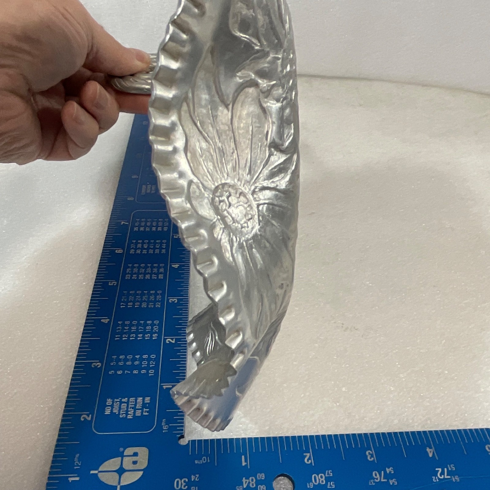 Vintage Floral Embossed Aluminum Tray with Spiral Handle 7 in Decorative Dish - Image 9