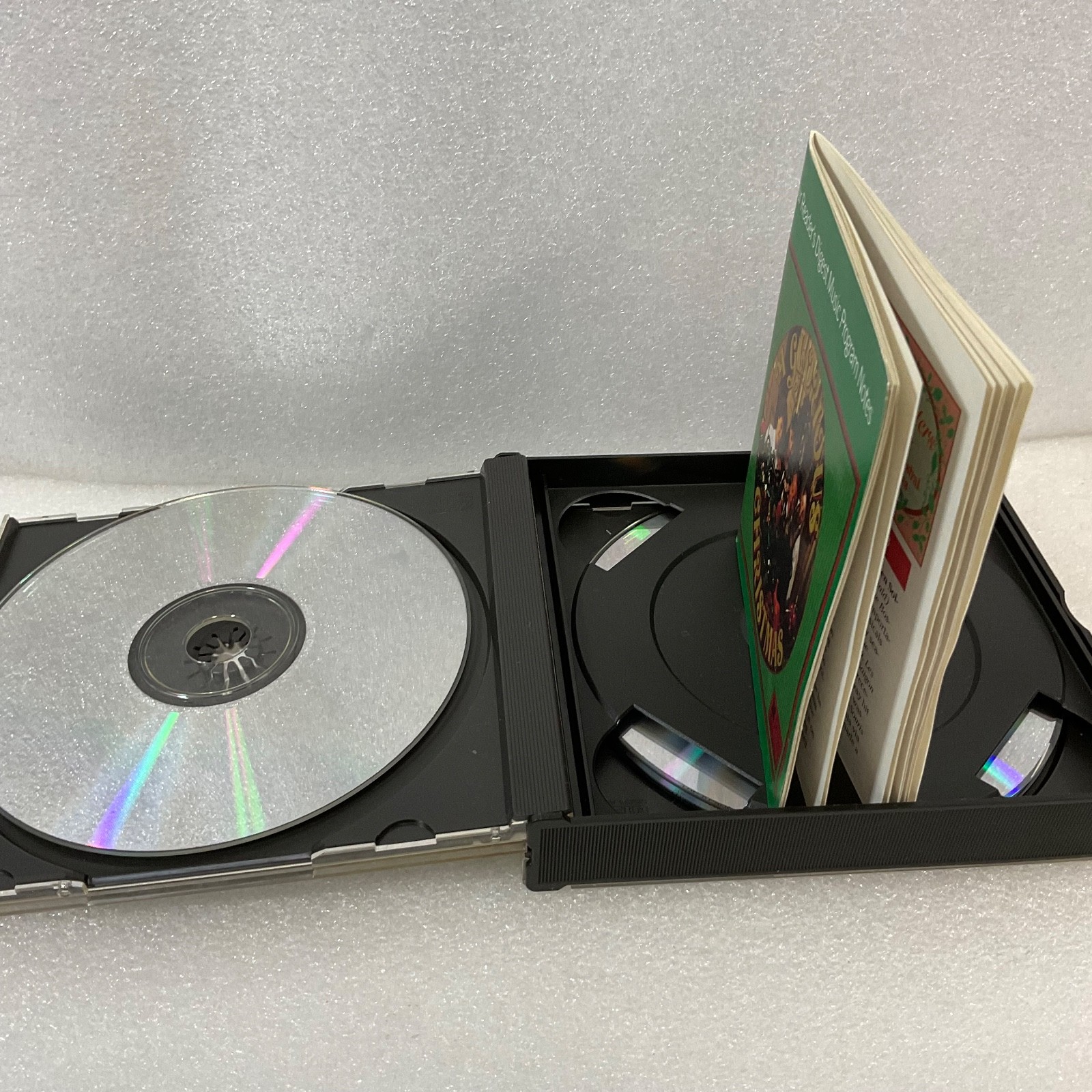 Reader’s Digest A Glorious Christmas 3 CD Set Classical & Holiday Favorites - Image 10