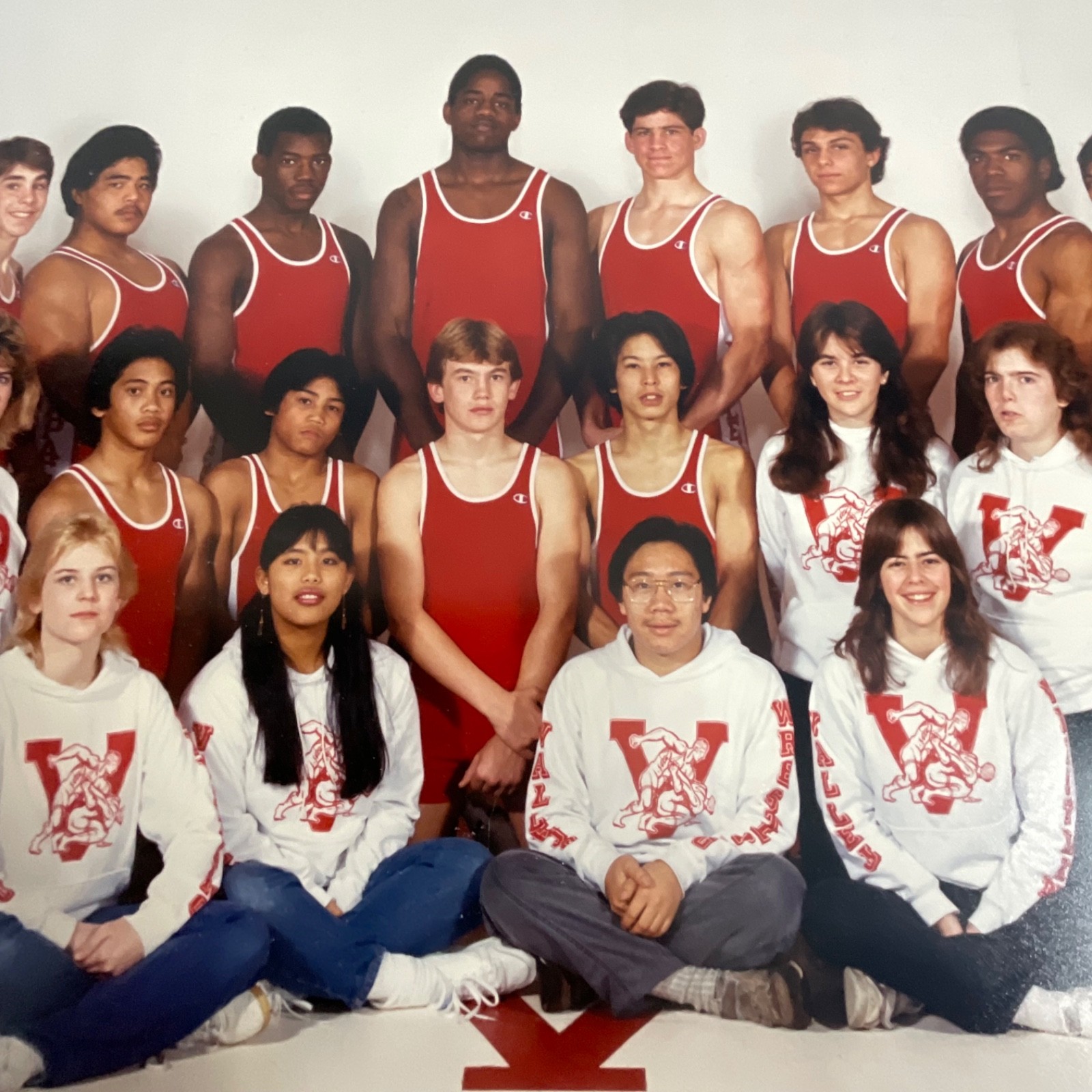 1985-86 Vallejo High School California Wrestling Team Photo 20 x 16 in - Image 4