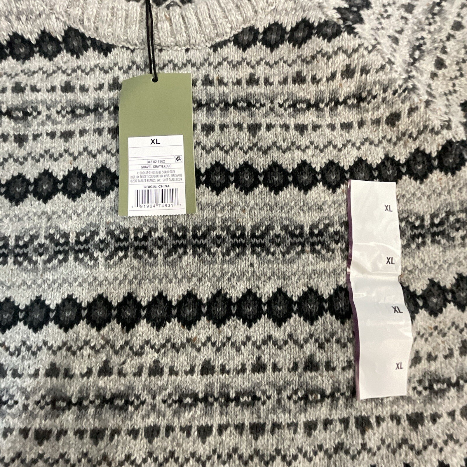 Goodfellow & Co Men’s XL Fair Isle Knit Sweater Gray Black 28in Length - Image 2