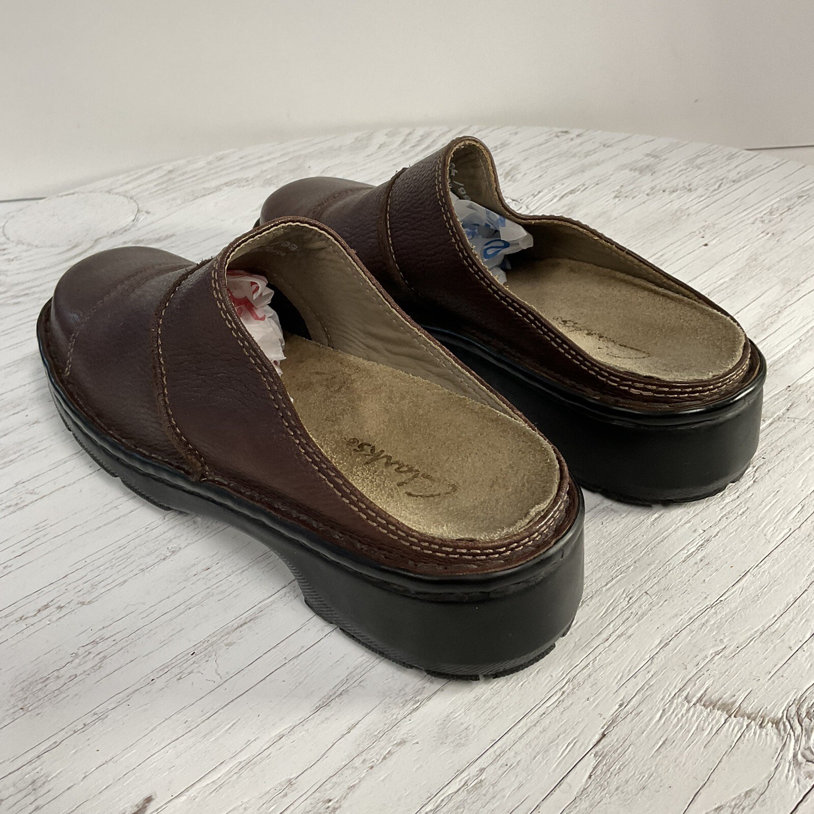 Clark Women’s 7M Brown Leather Mule Clogs Slip-On 3123-2 - Image 7