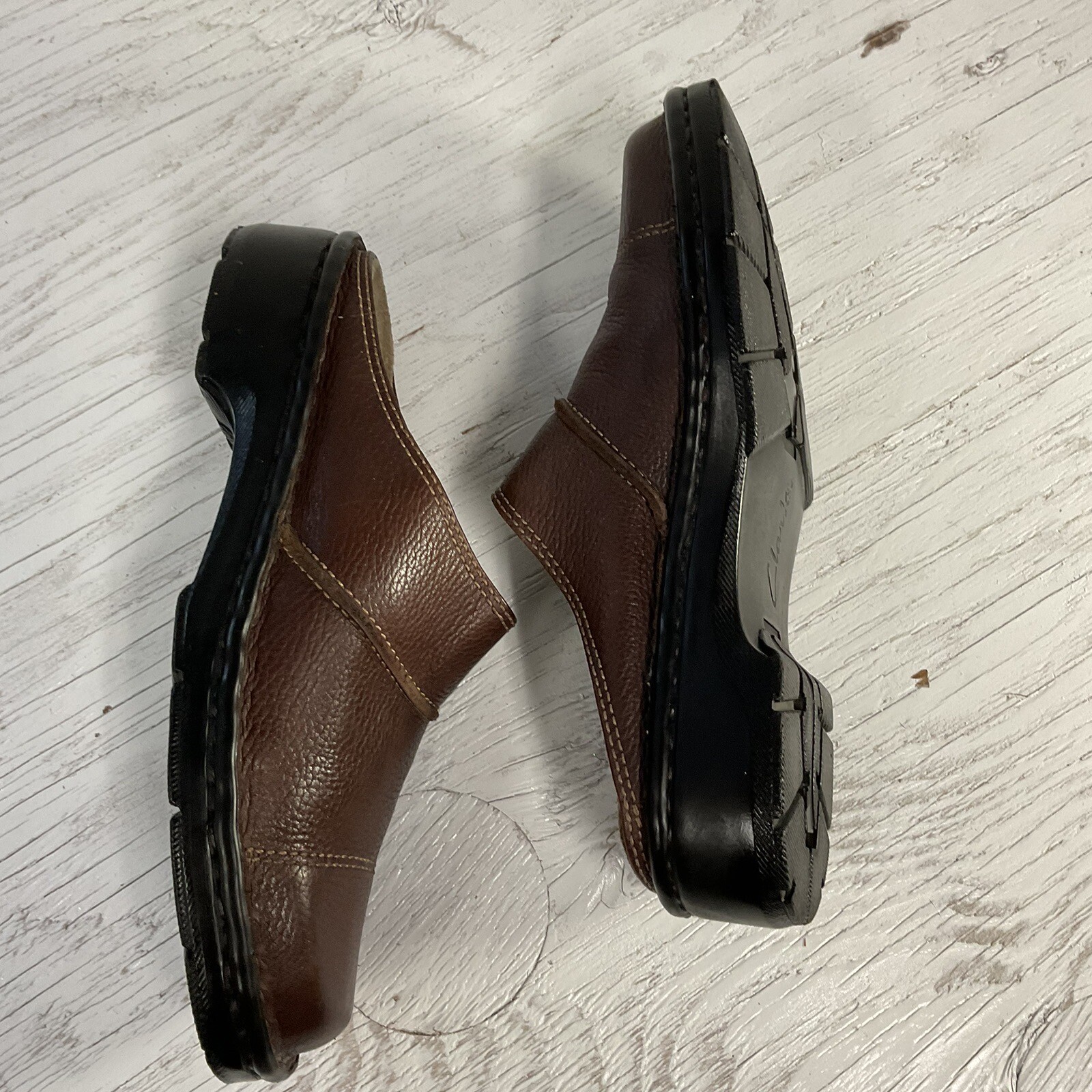 Clark Women’s 7M Brown Leather Mule Clogs Slip-On 3123-2 - Image 15